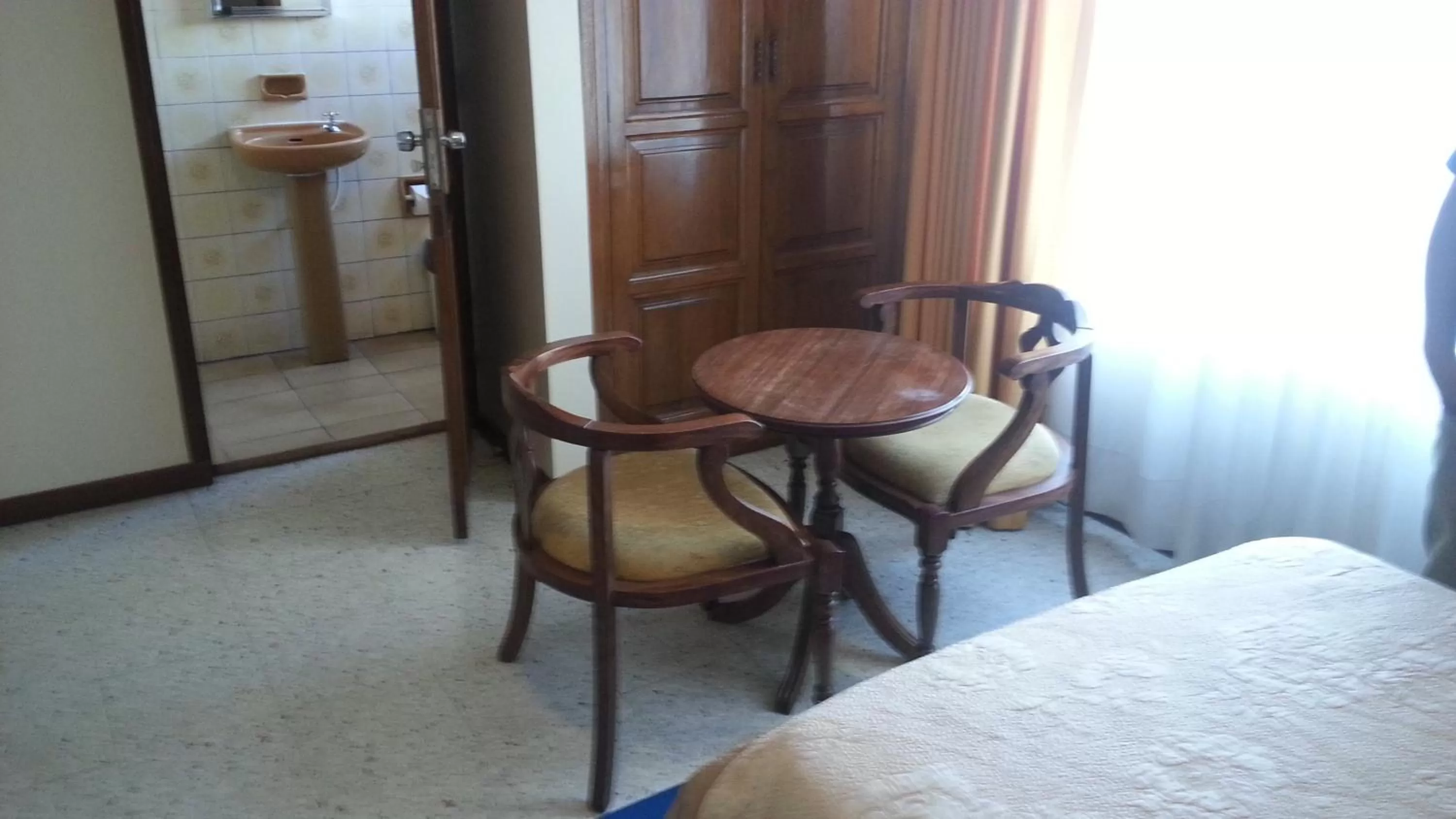 Photo of the whole room, Seating Area in HOTEL MAISON FIORI (Plaza Colon)