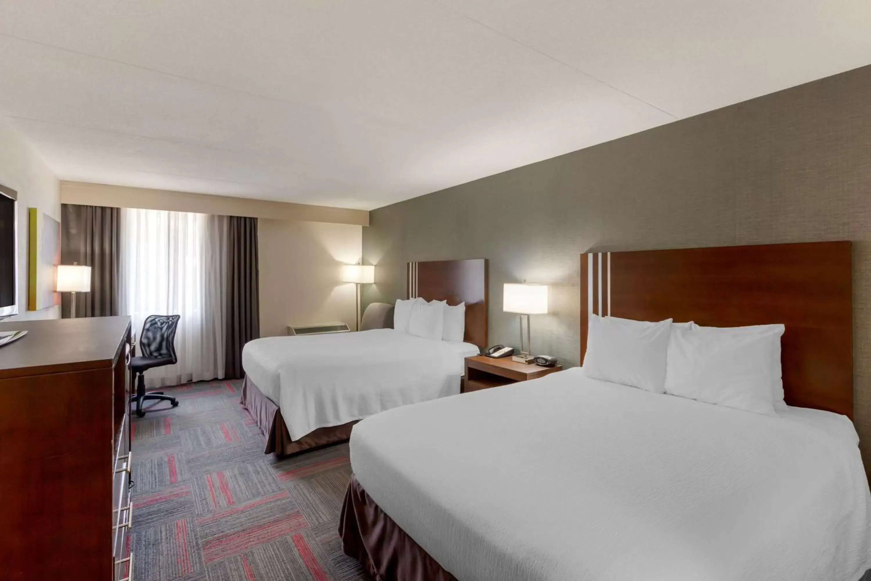 Bedroom, Bed in Best Western Plus Toronto Airport Hotel