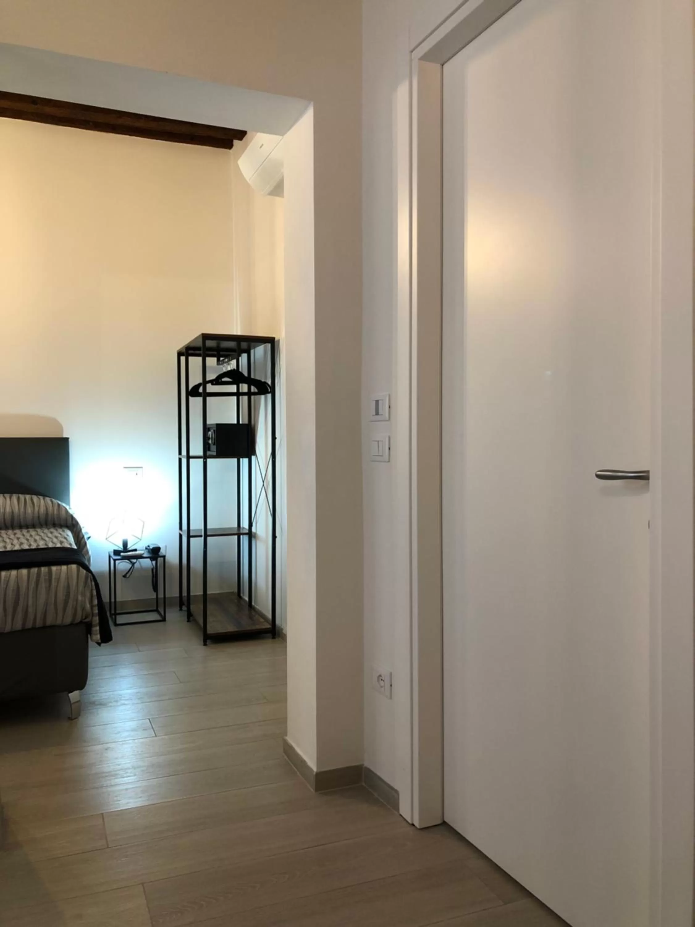 Living room, Bed in Albergo Marin