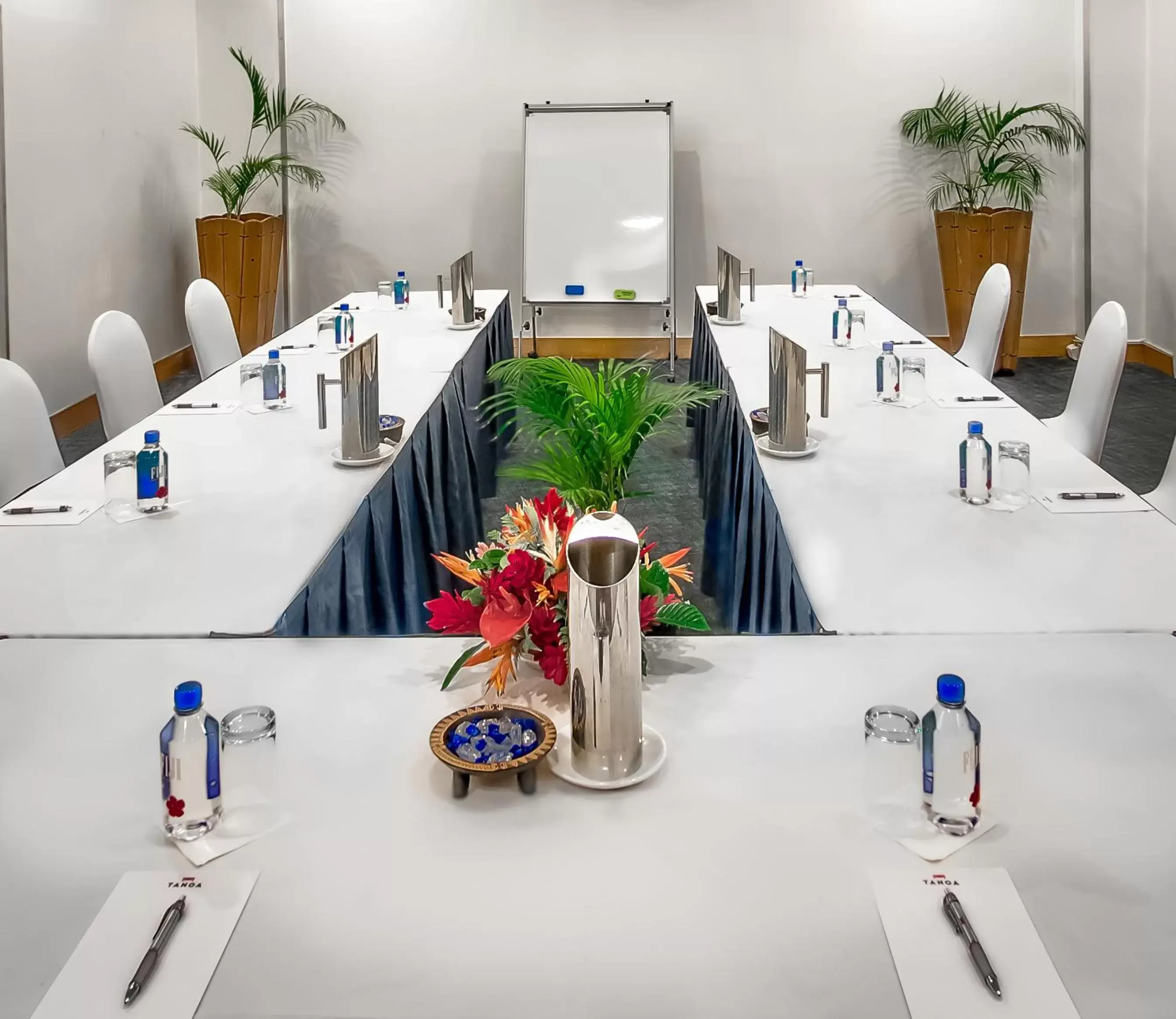 Meeting/conference room in Tanoa Plaza Hotel