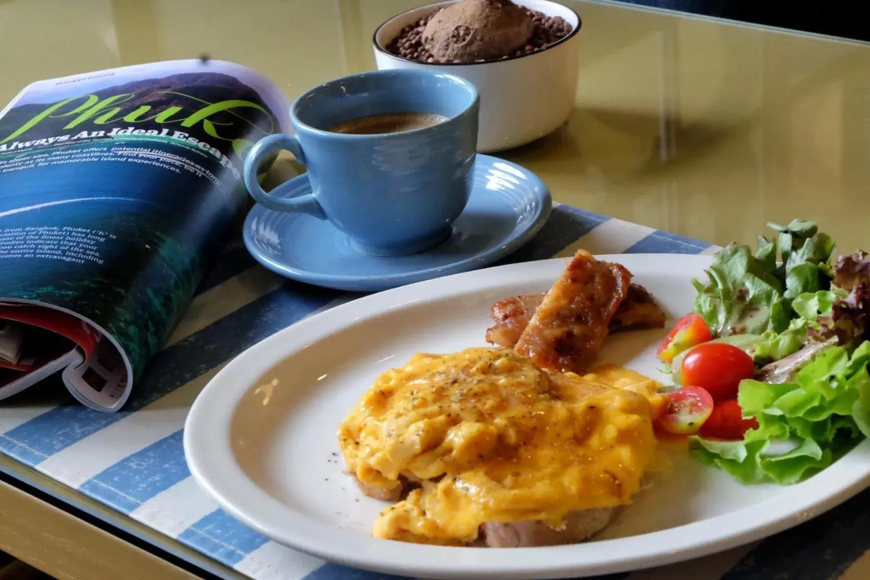 Food and drinks in The Blanket Hotel Phuket Old Town Food and drinks in The Blanket Hotel Phuket Old Town