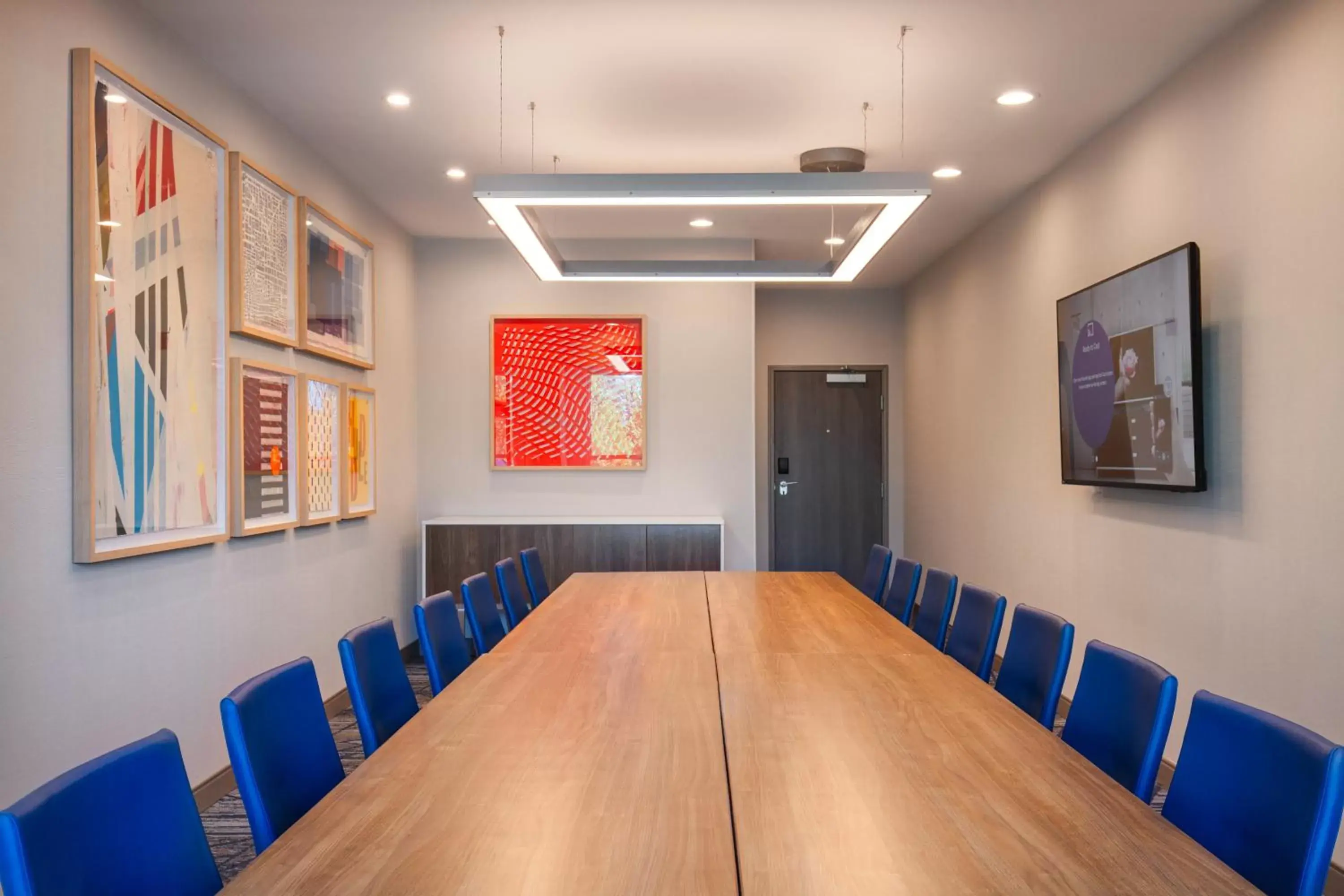 Property building in Holiday Inn Express Bothell by IHG Property building in Holiday Inn Express Bothell by IHG