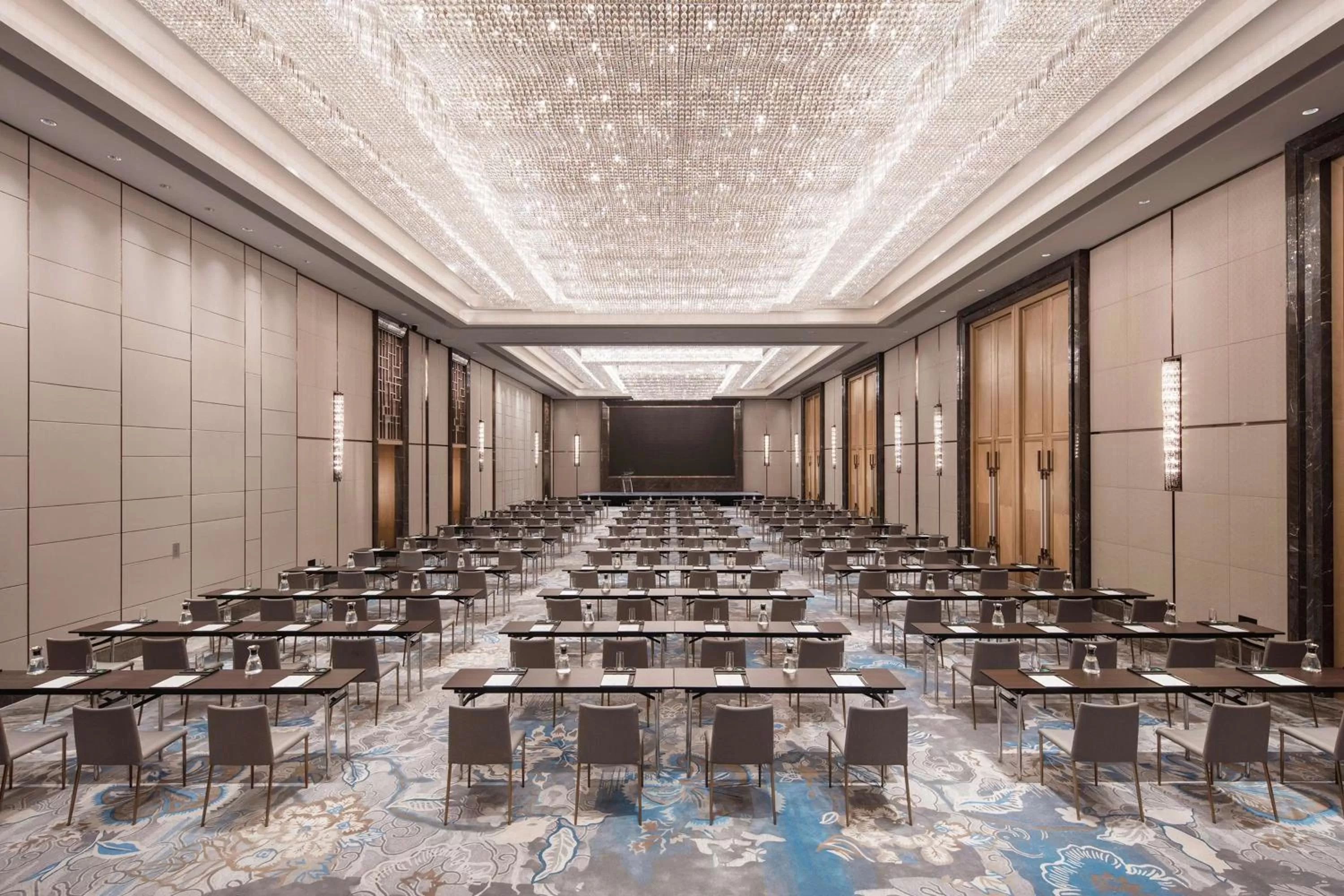 Meeting/conference room in Doubletree By Hilton Yangzhou