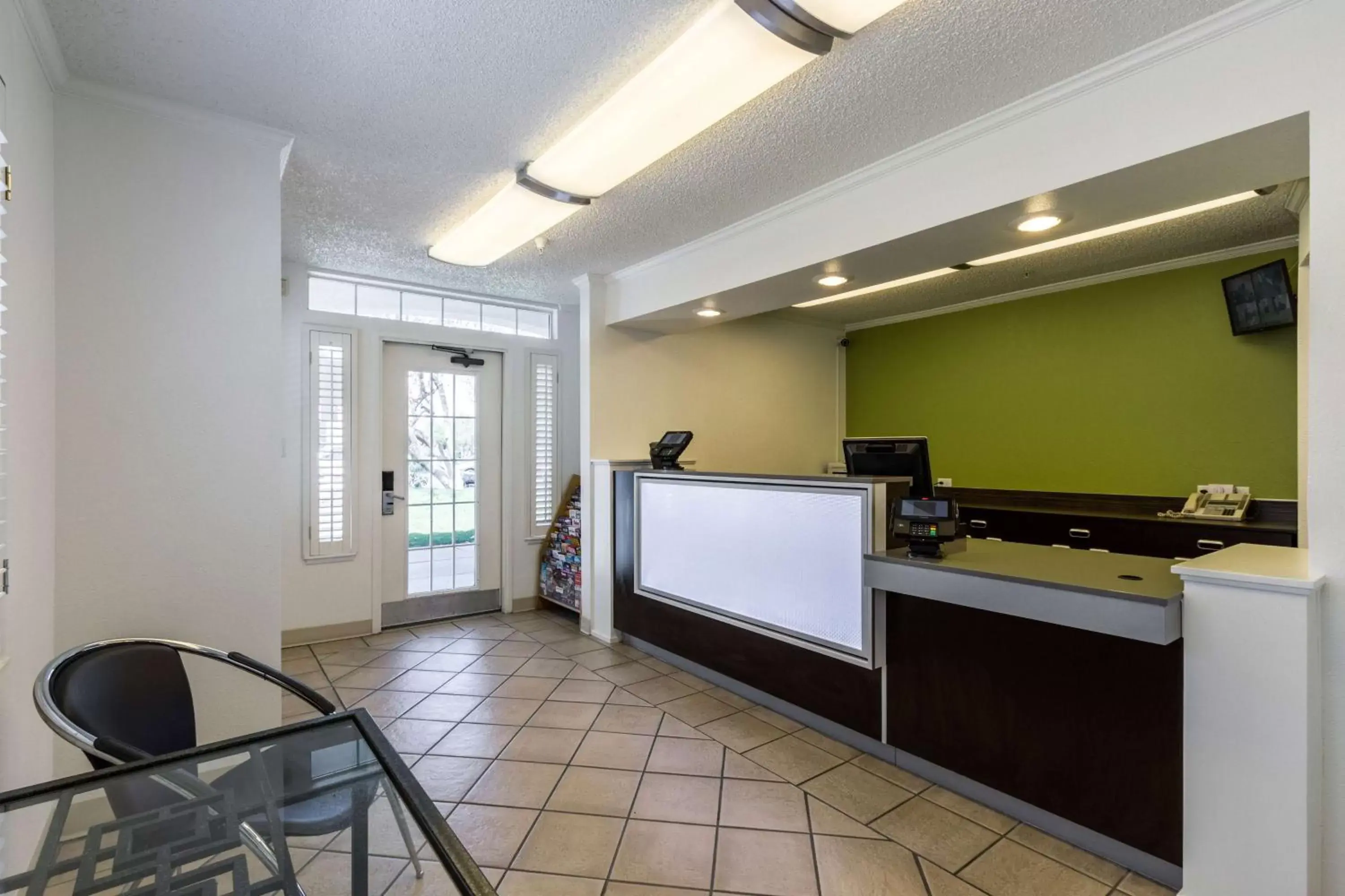 Lobby or reception in Studio 6-Tempe, AZ Lobby or reception in Studio 6-Tempe, AZ