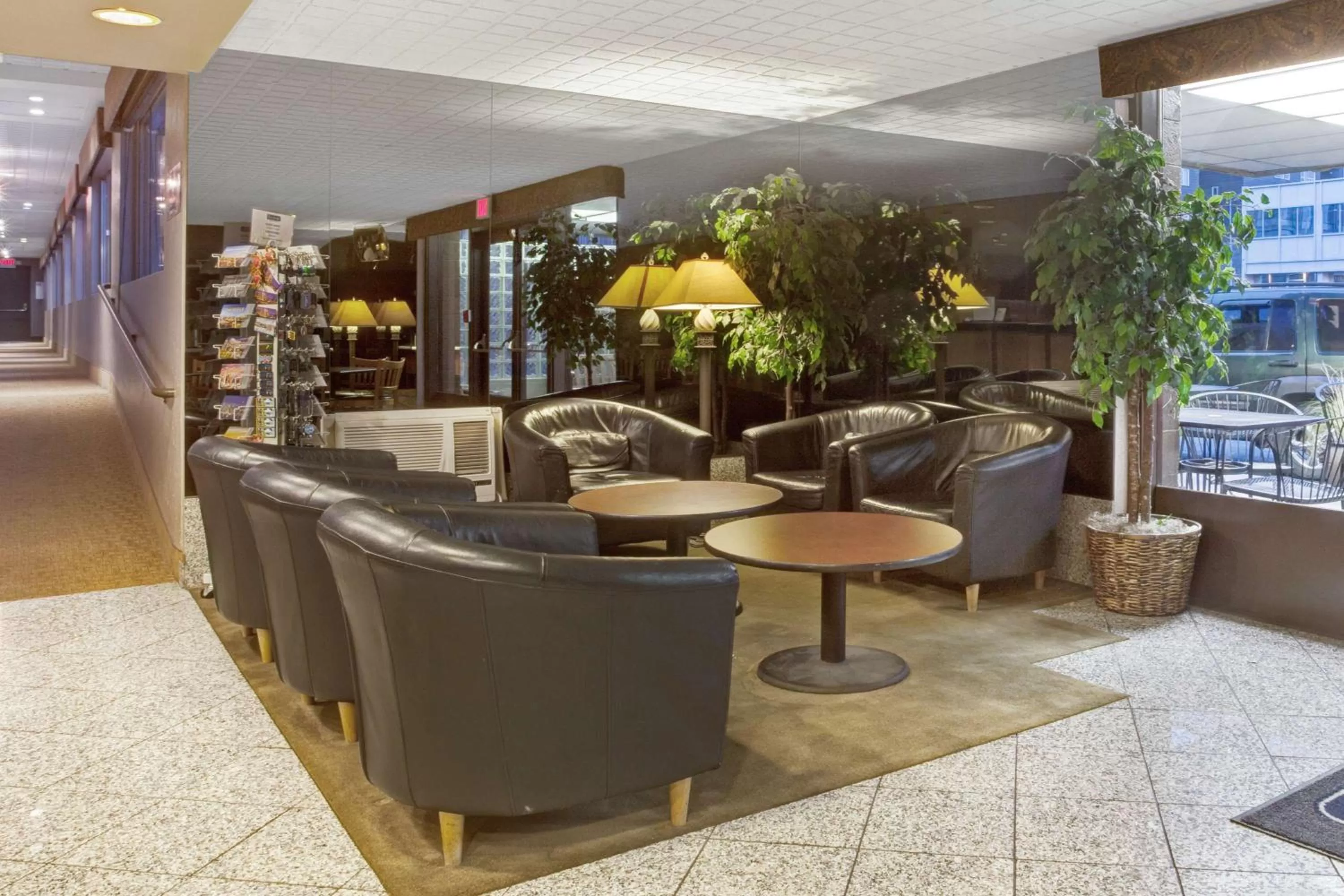 Lobby or reception in Travelodge by Wyndham Seattle By The Space Needle