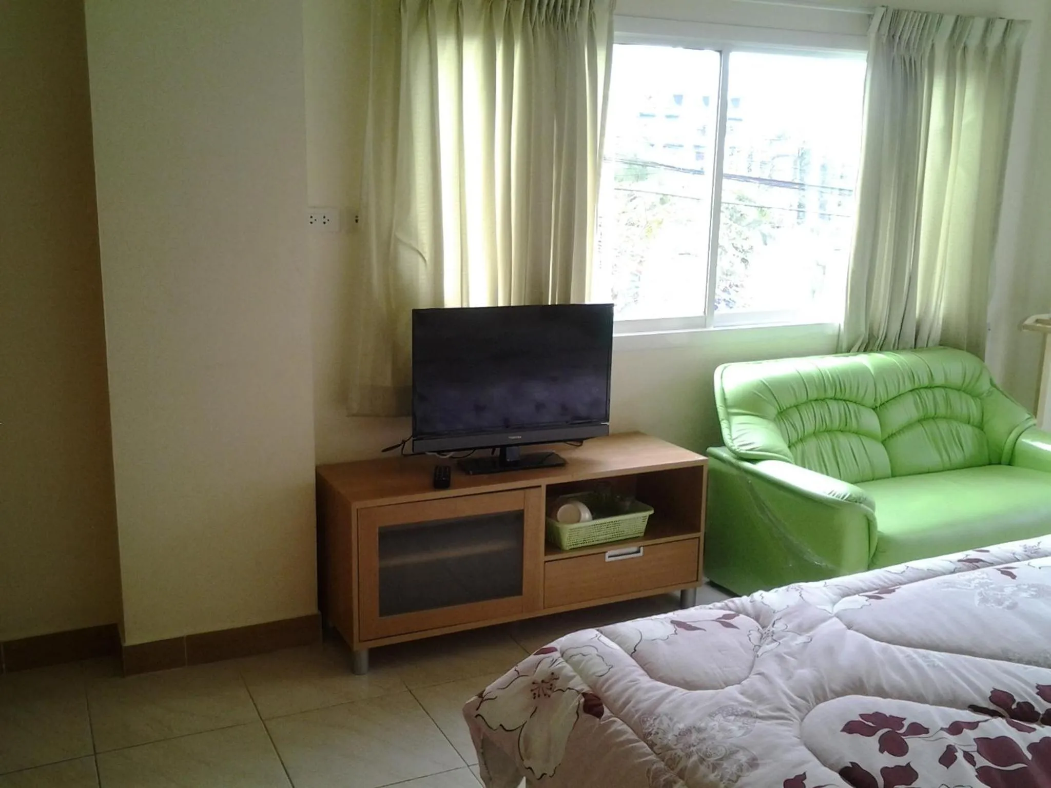 Bed in Vanlisut Hotel Ngamwongwan