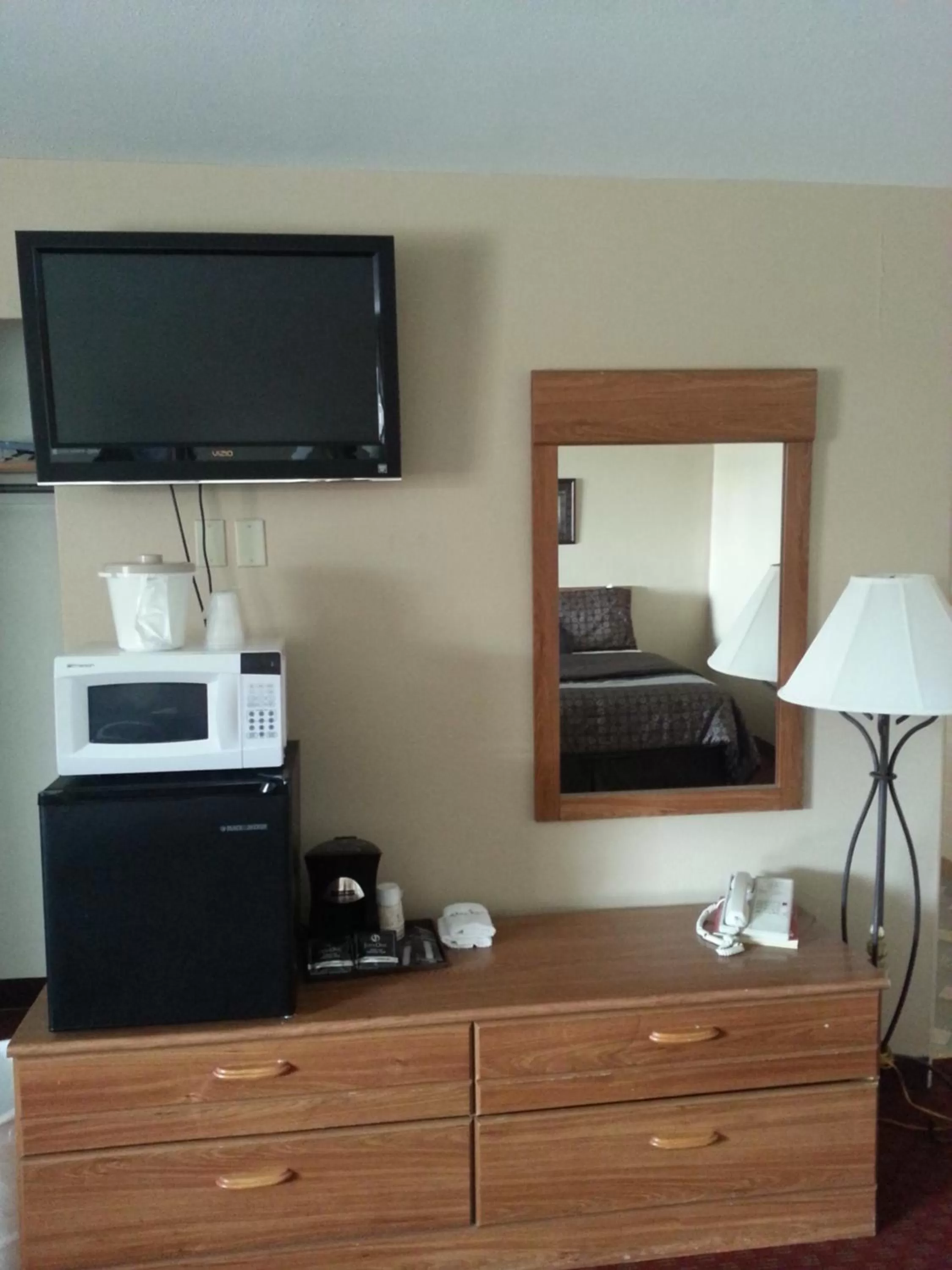 TV and multimedia in Raine Motel