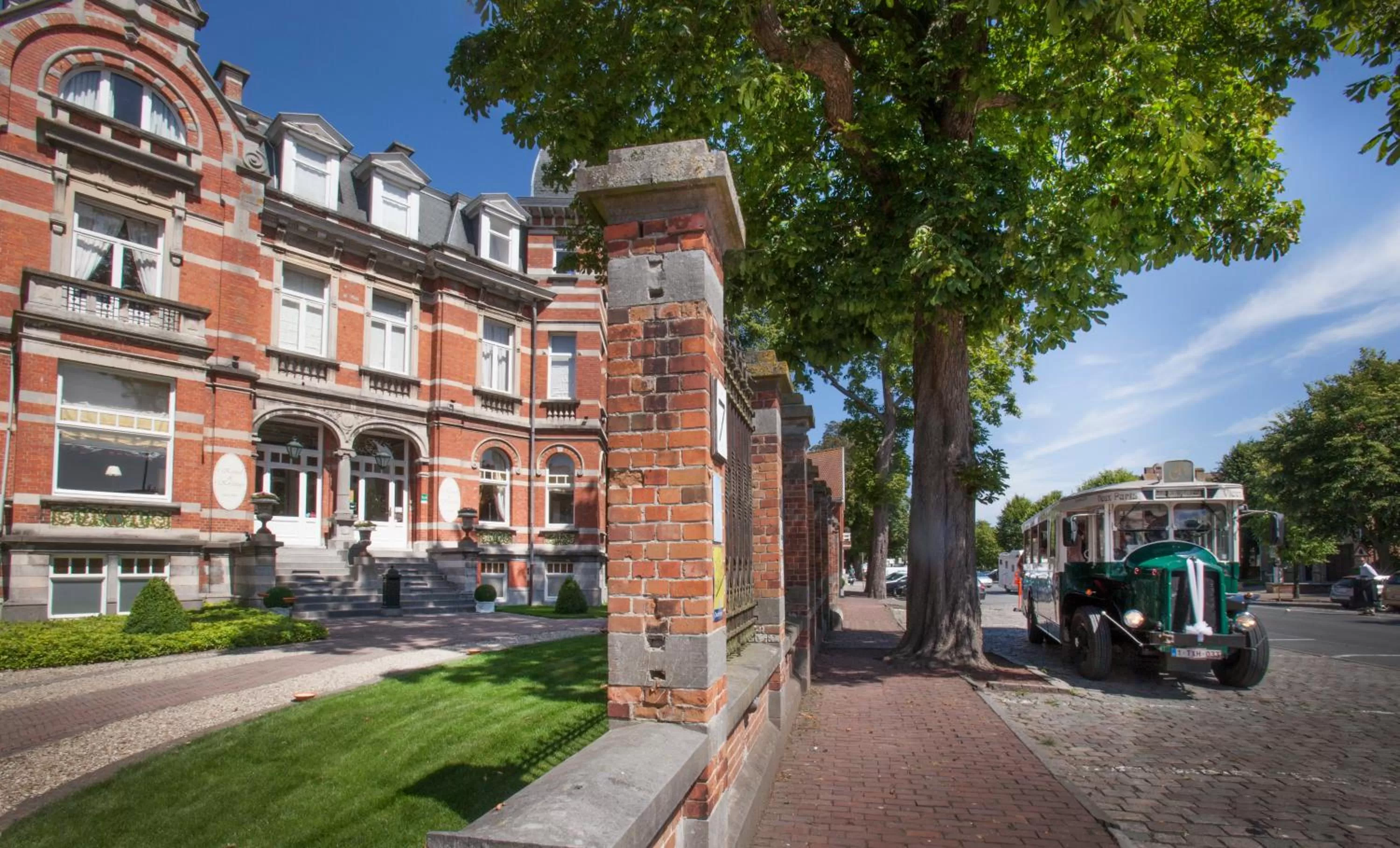 Property building in B&B 't Kasteel & 't Koetshuys