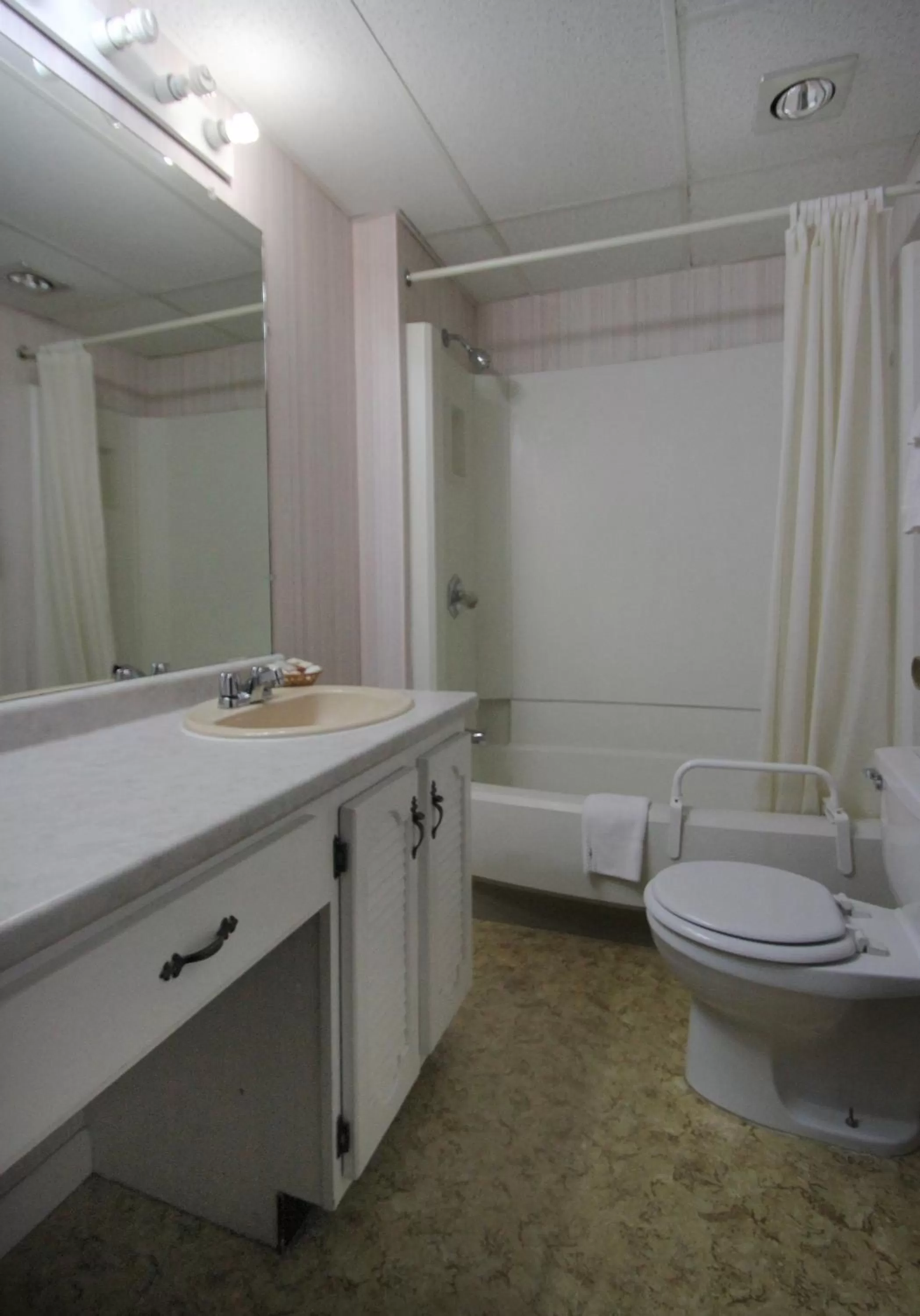 Other in EastGate Inn