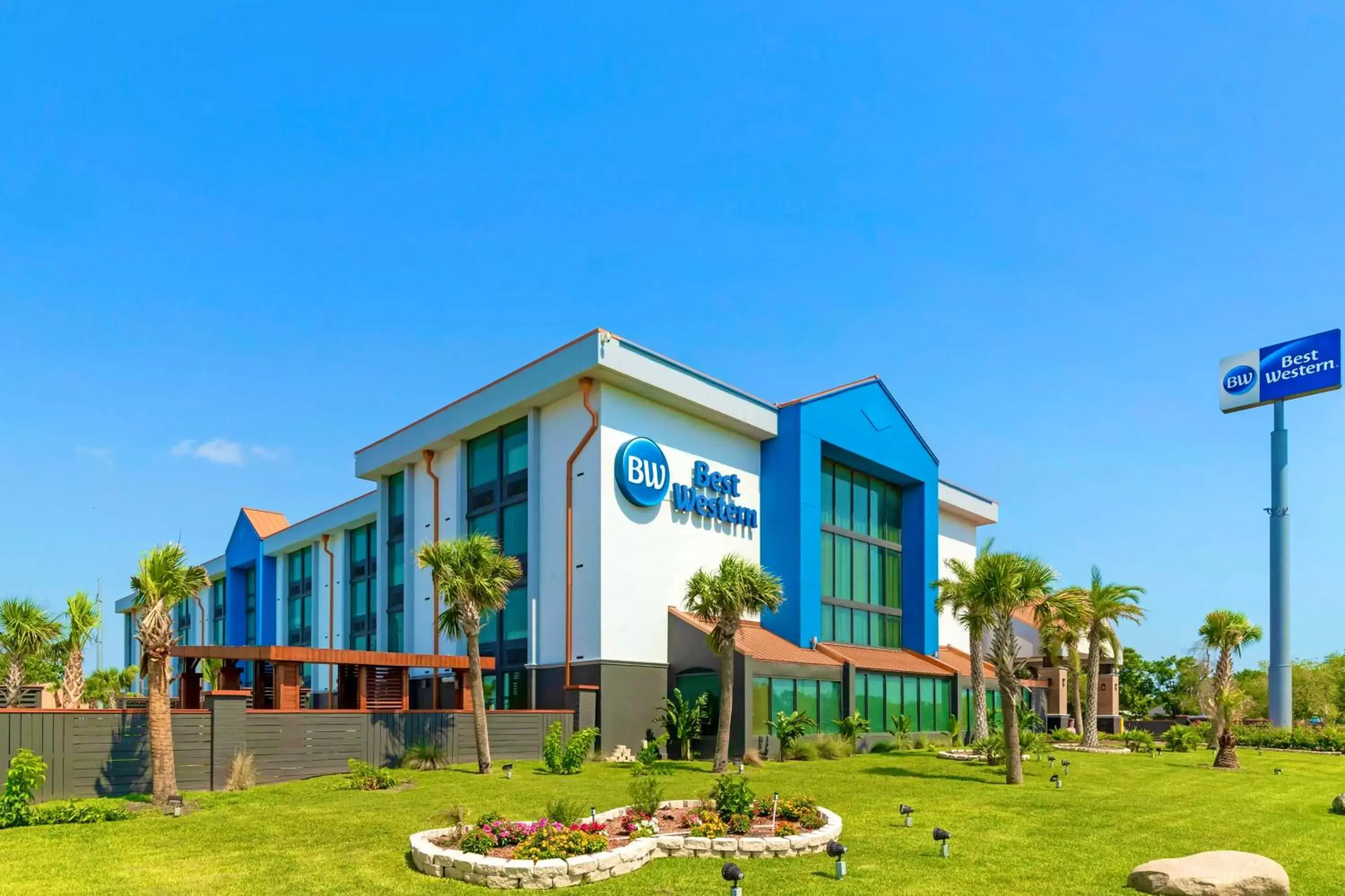 Property Building in Best Western Corpus Christi Airport Hotel