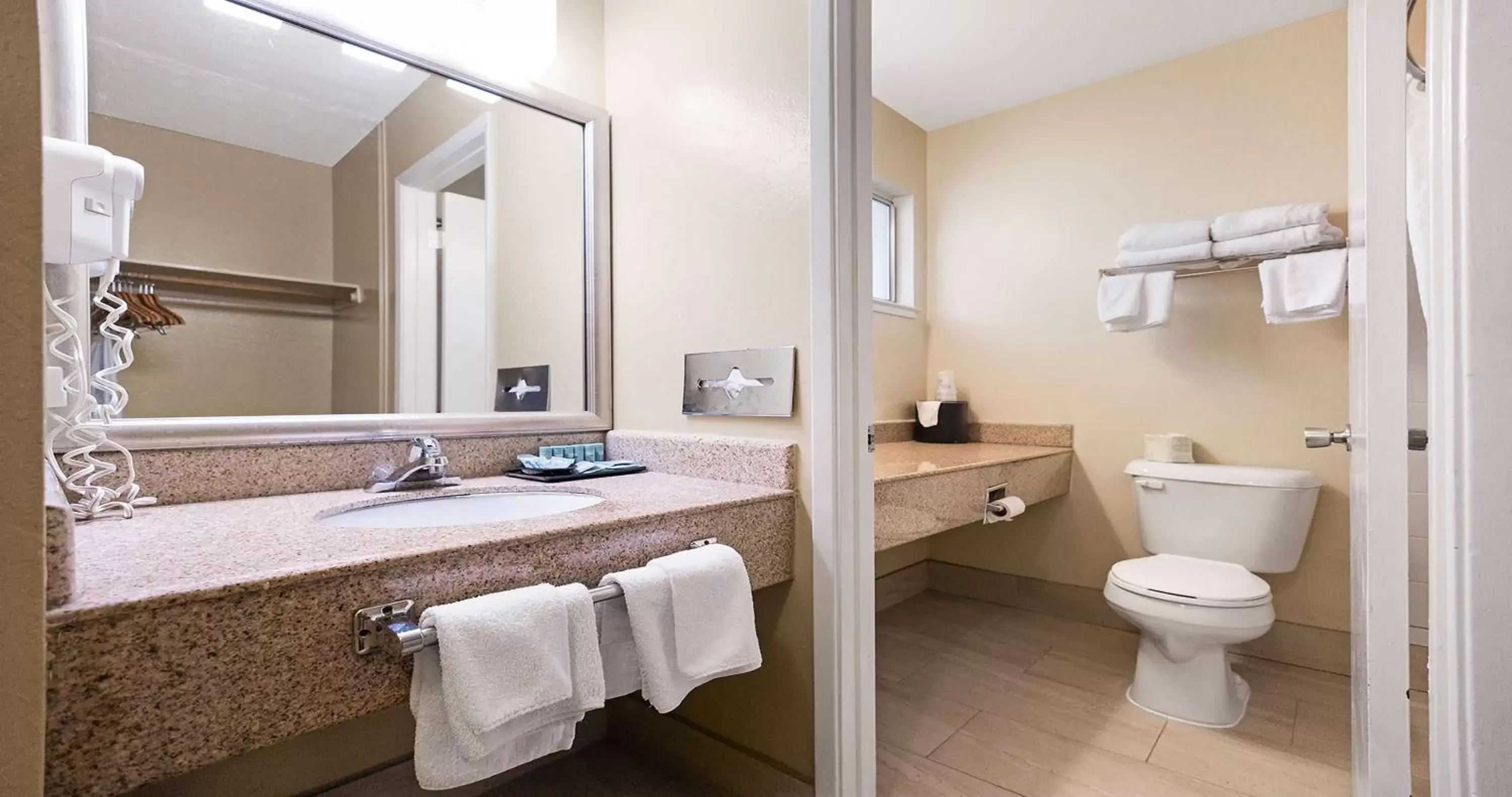 Bathroom in Best Western Gold Country Inn