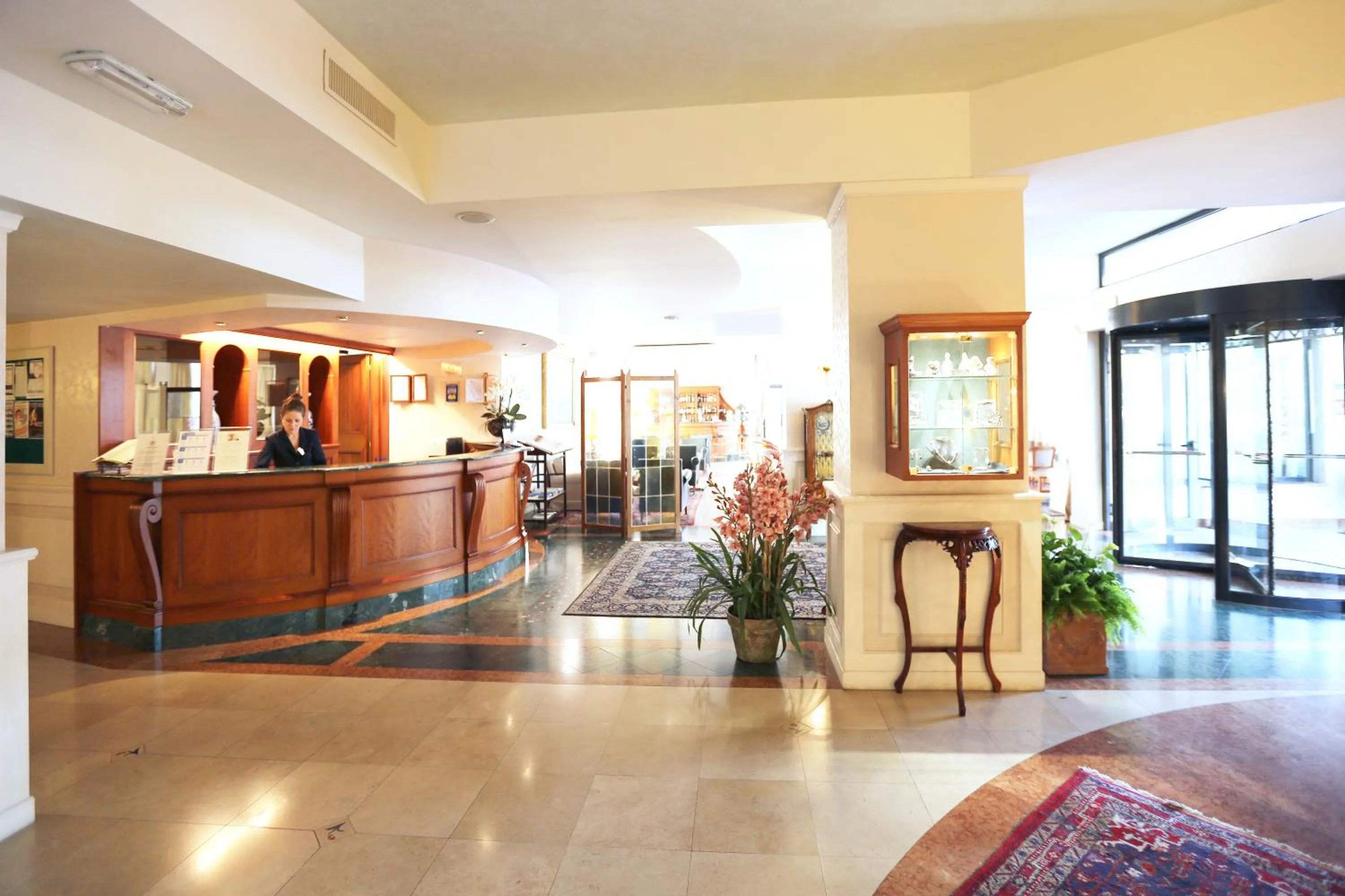 Lobby or reception in Hotel Savoy Palace