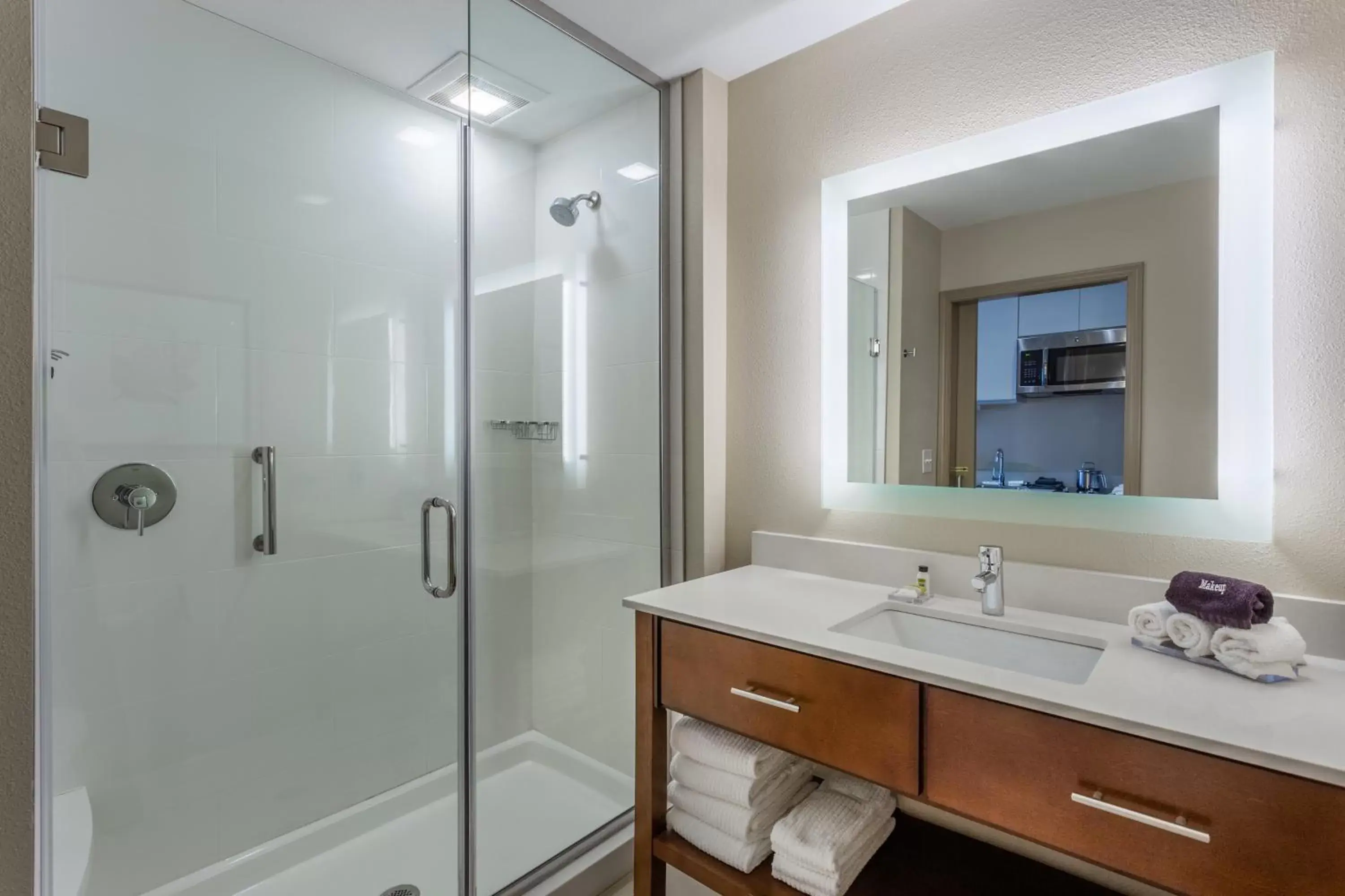 Bathroom in Candlewood Suites Fargo South-Medical Center, an IHG Hotel