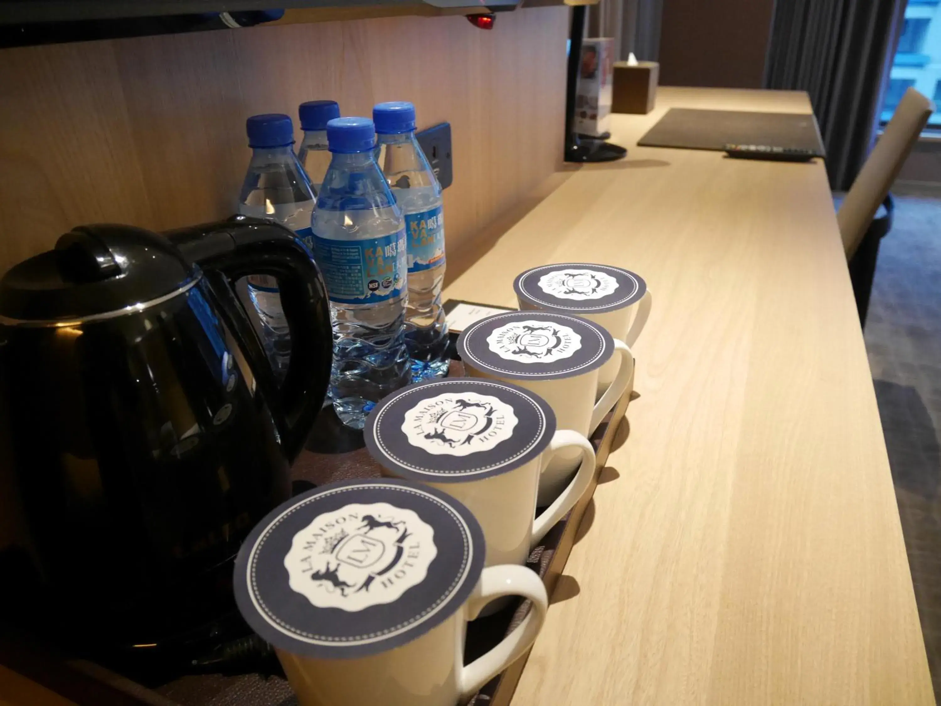 Coffee/tea facilities in La Maison Hotel