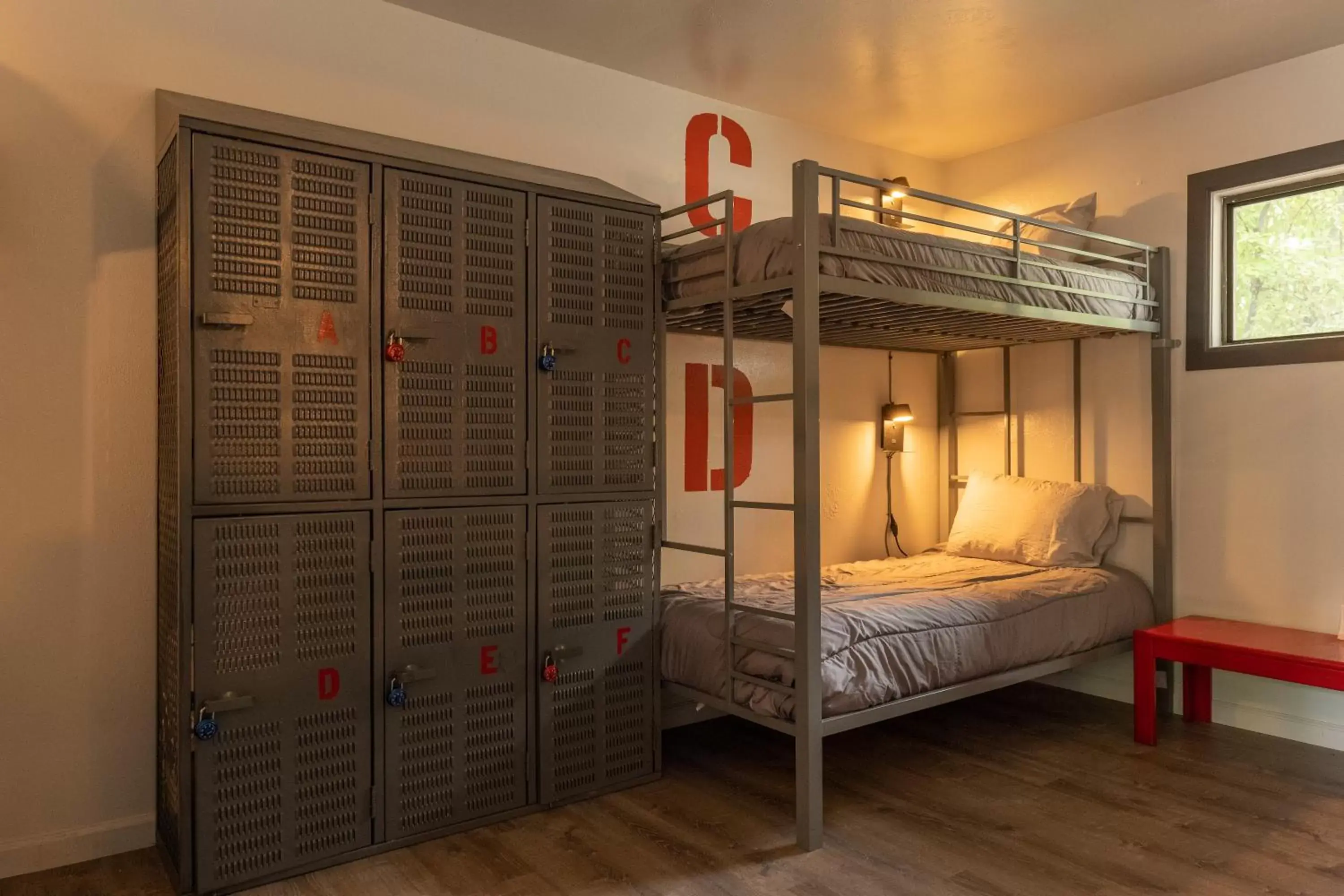 Bedroom, Bunk Bed in Motel Durango