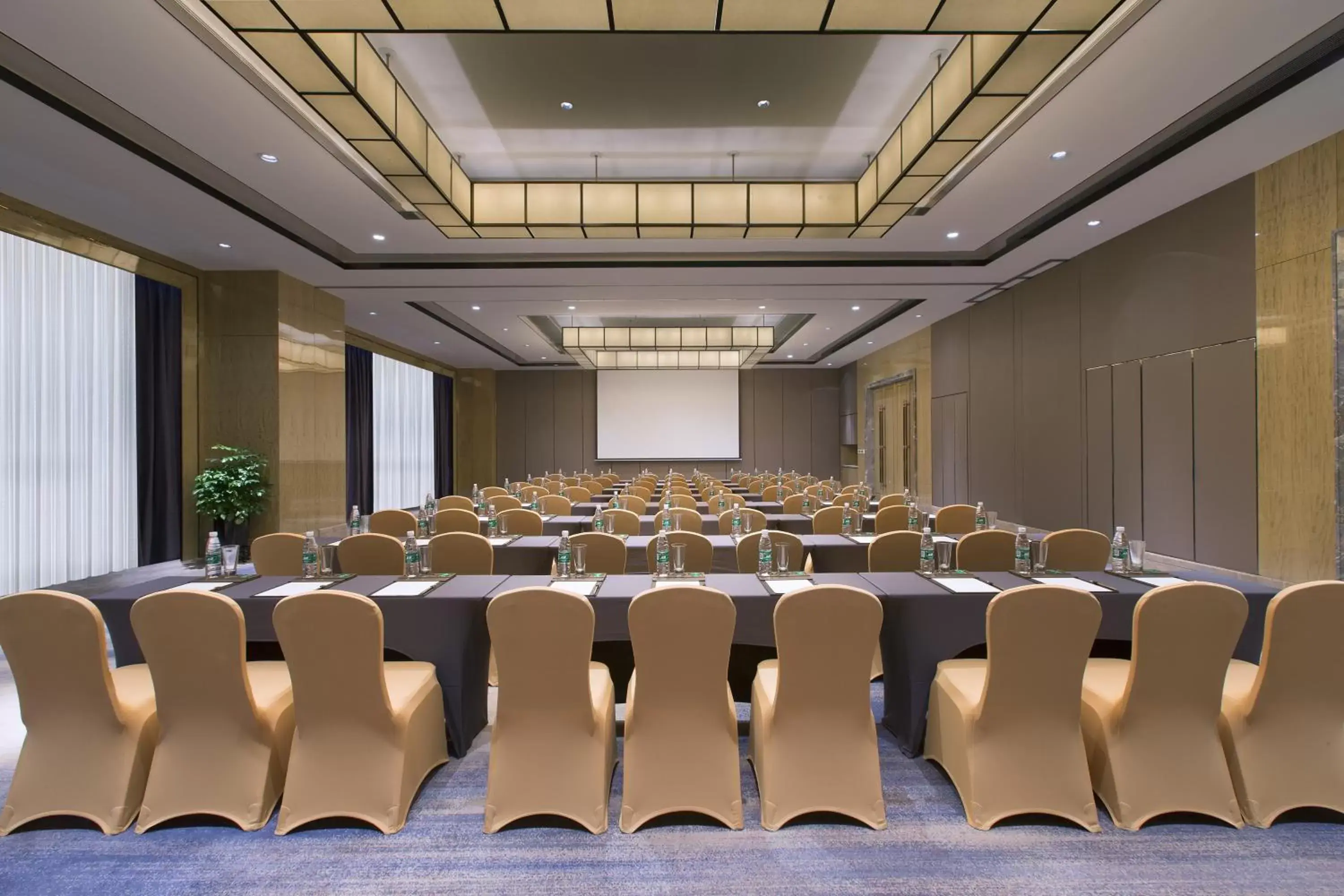 Meeting/conference room in Wanda Vista Kunming