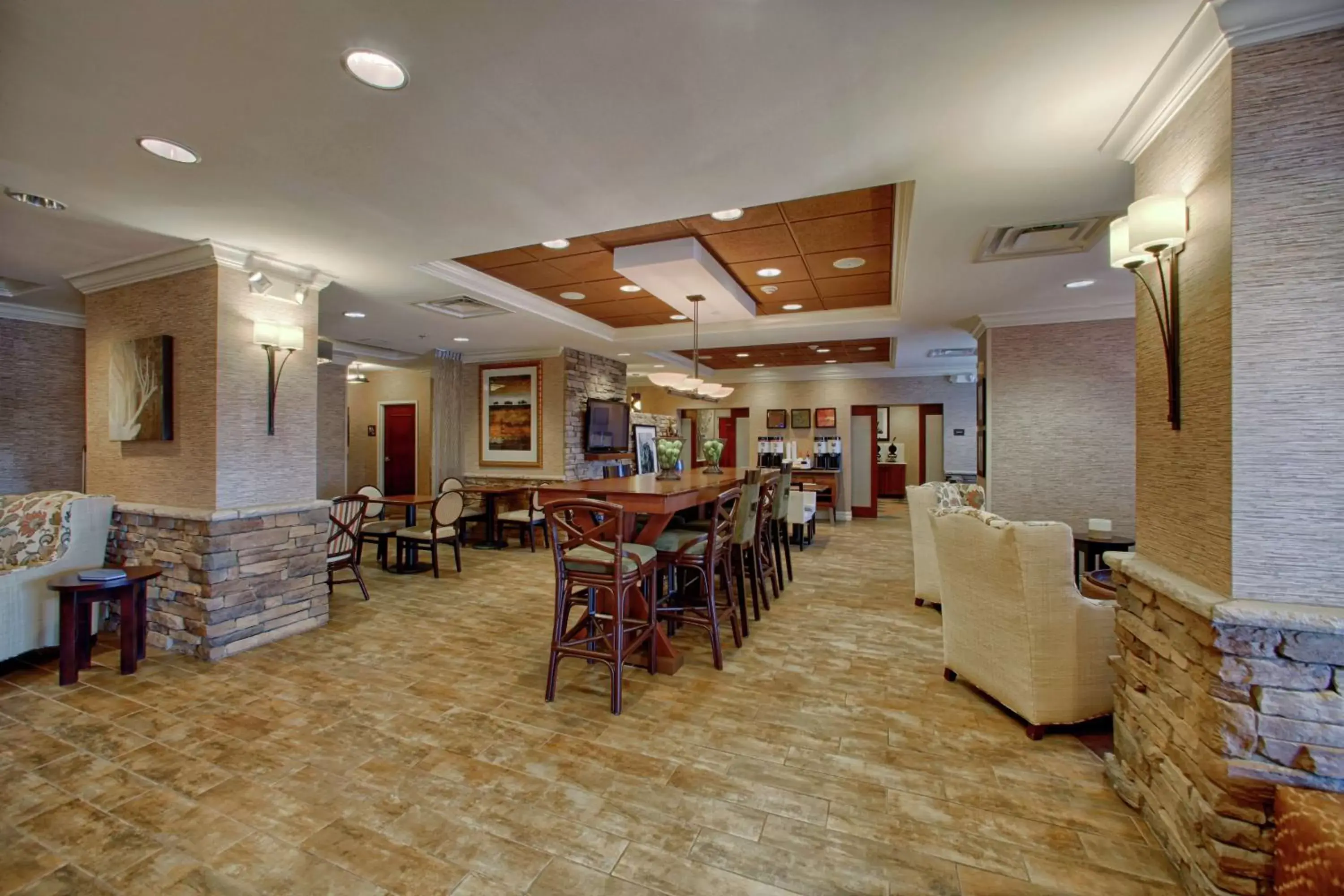 Lobby or reception, Restaurant/Places to Eat in Hampton Inn Atlanta-Canton