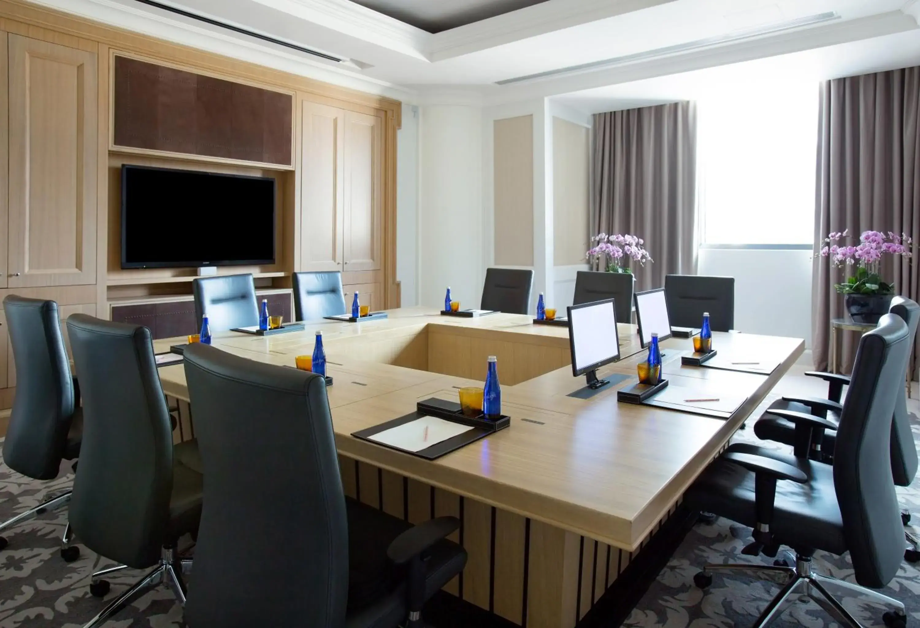 Banquet/Function facilities, Business Area/Conference Room in The Langham, Shenzhen