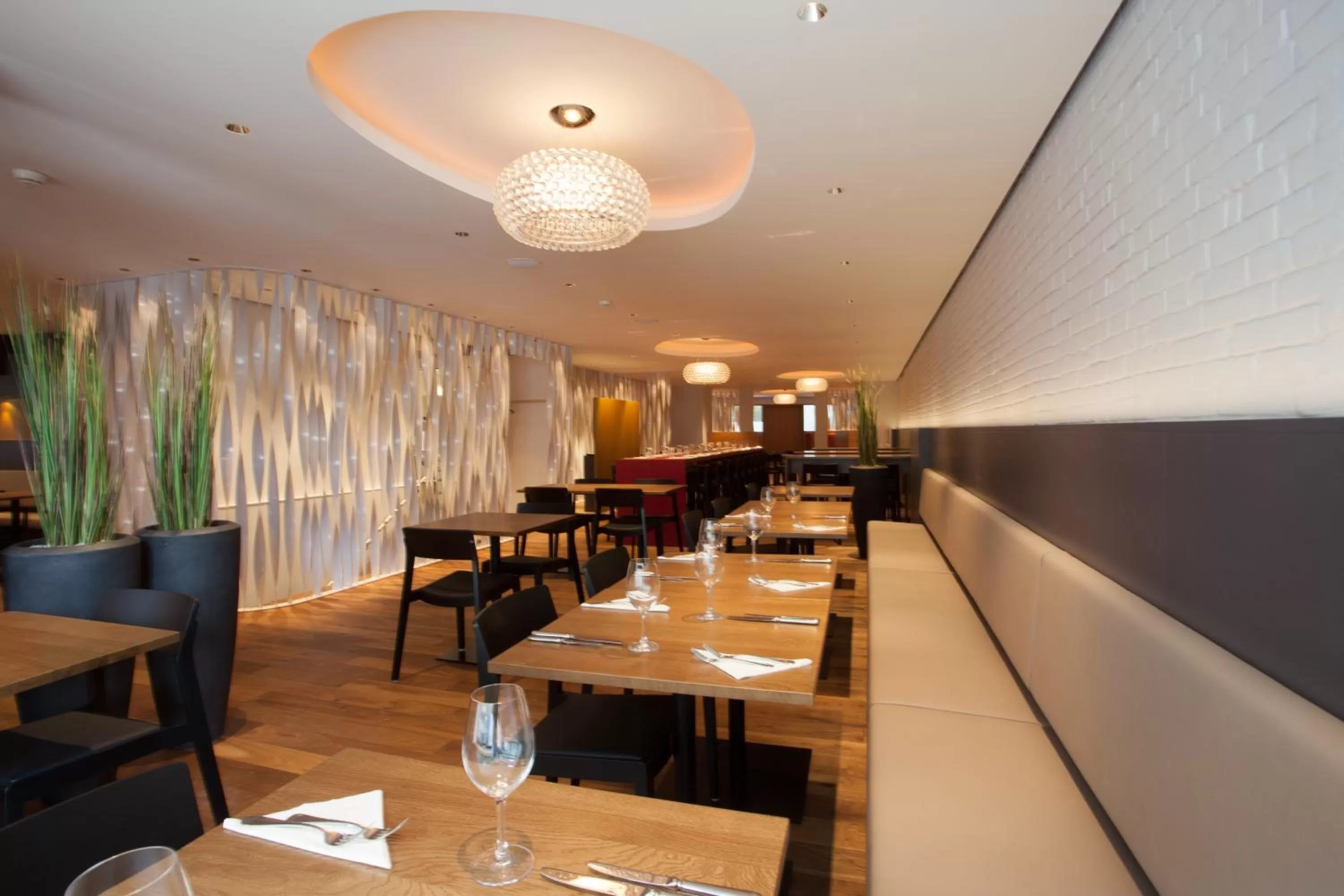 Restaurant/places to eat in Kreuz Bern Modern City Hotel