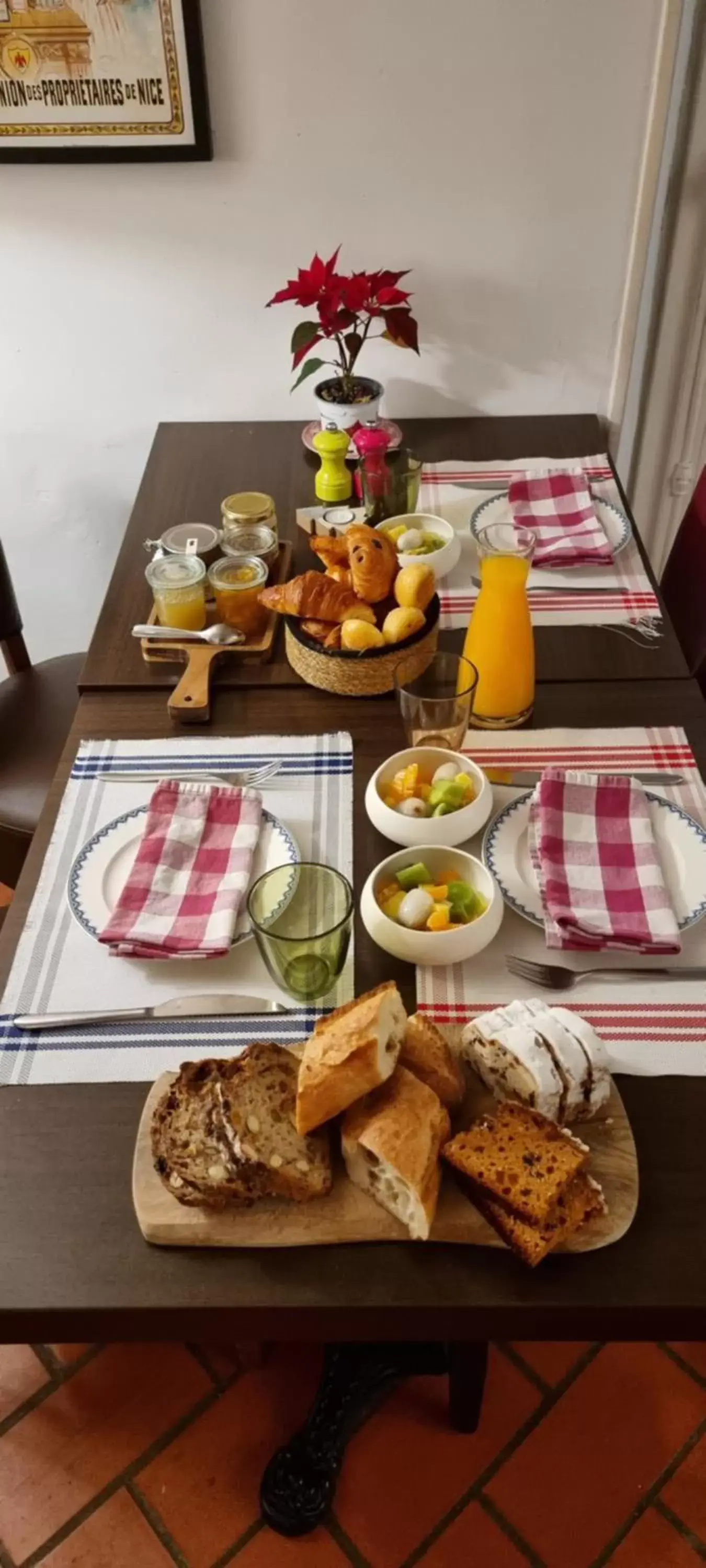 Breakfast in Le Belvédère - Chambres d'hôtes de charme et Restaurant