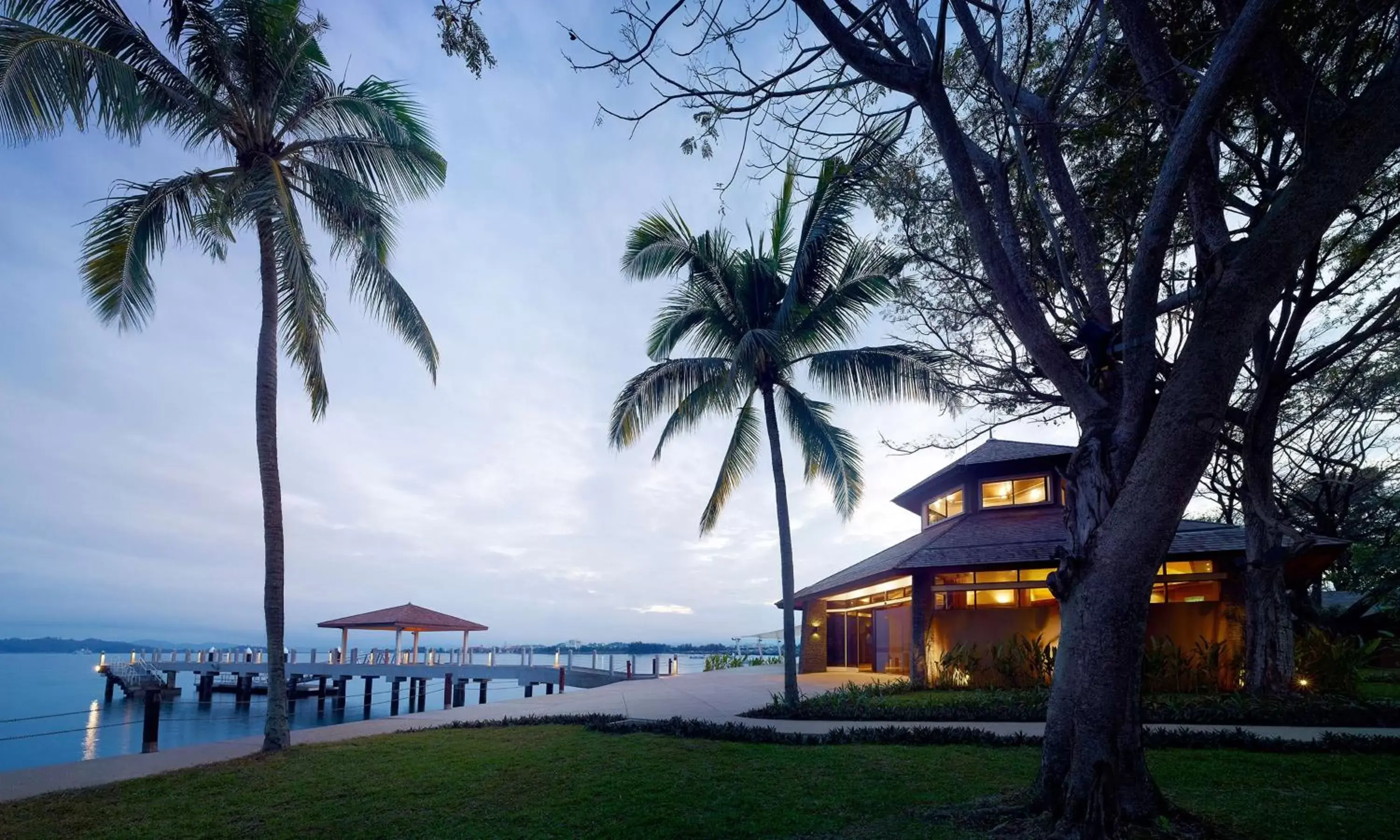 On site in Shangri-La Tanjung Aru, Kota Kinabalu