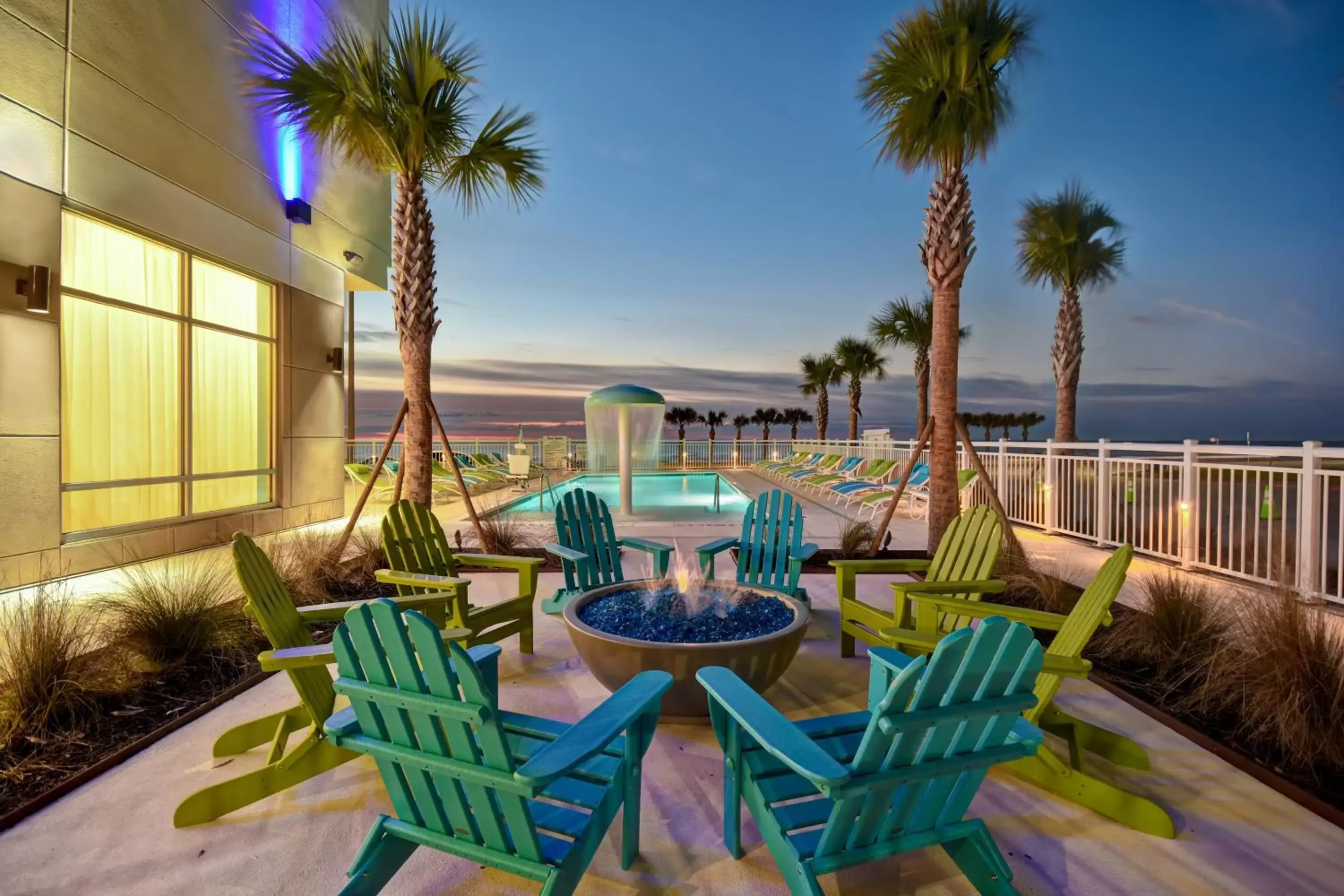 Lobby or reception in Holiday Inn Express & Suites - Galveston Beach, an IHG Hotel