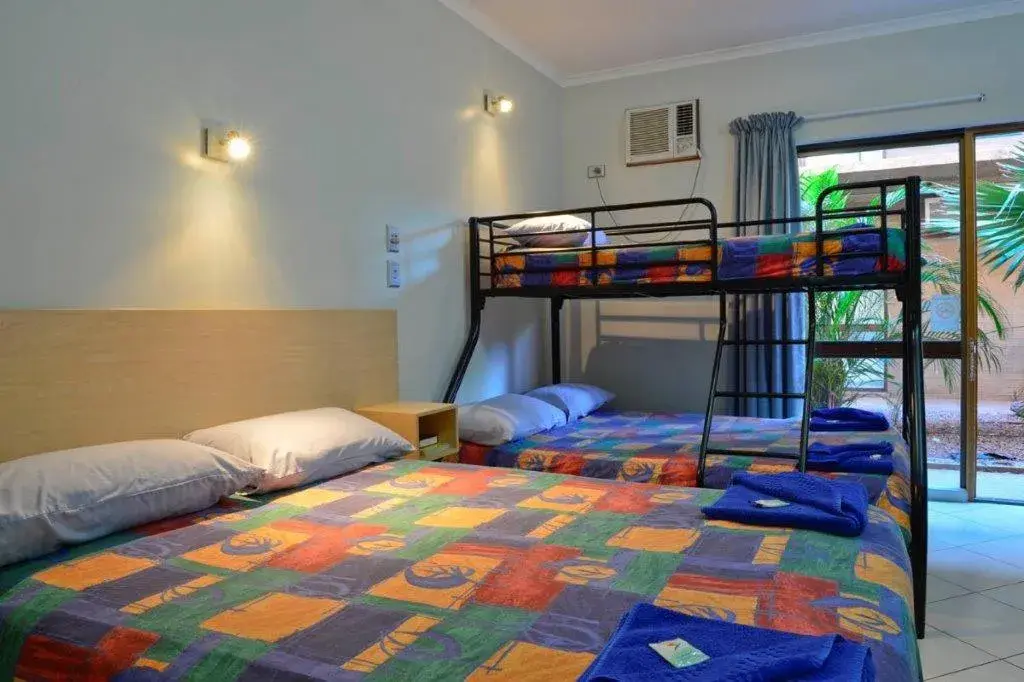 Bunk Bed in Goldfields Hotel Motel