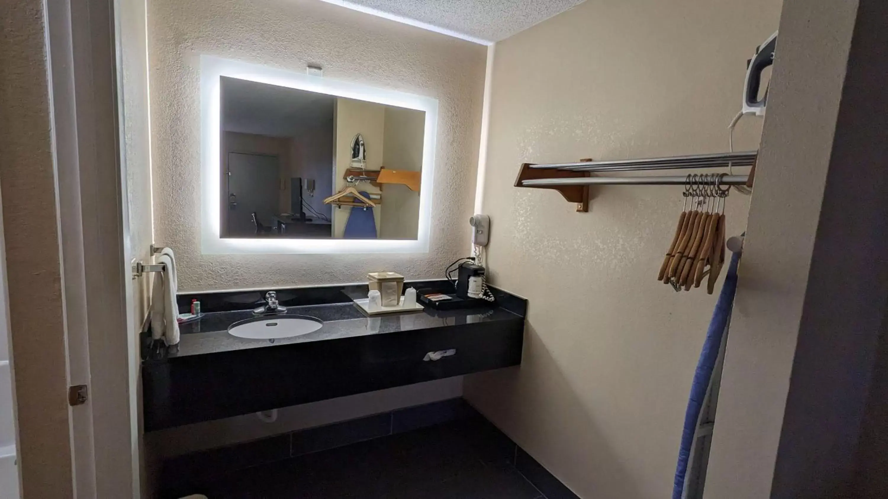 Bathroom in SureStay Hotel by Best Western Meridian