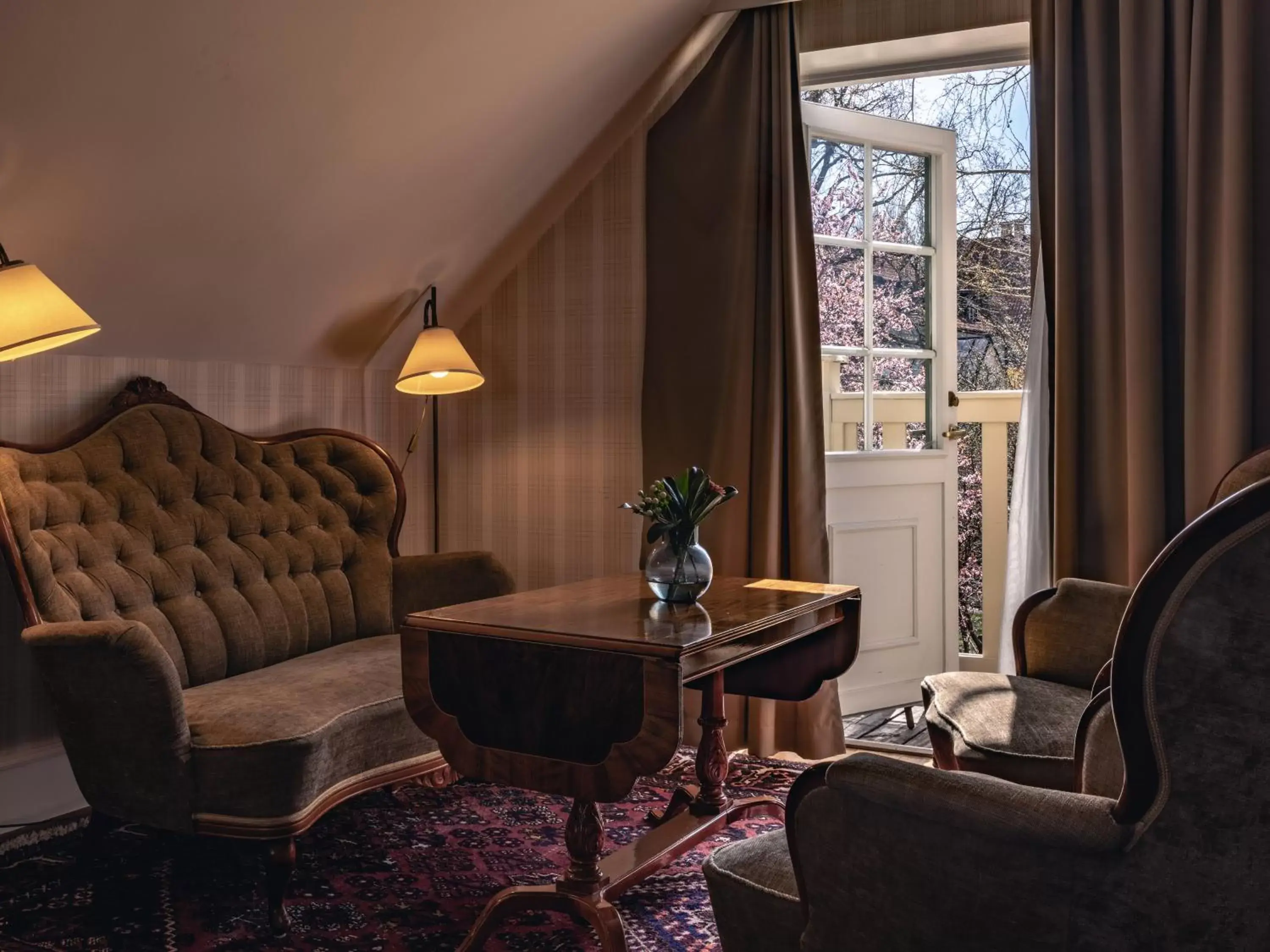 Seating Area in Best Western Strand Hotel