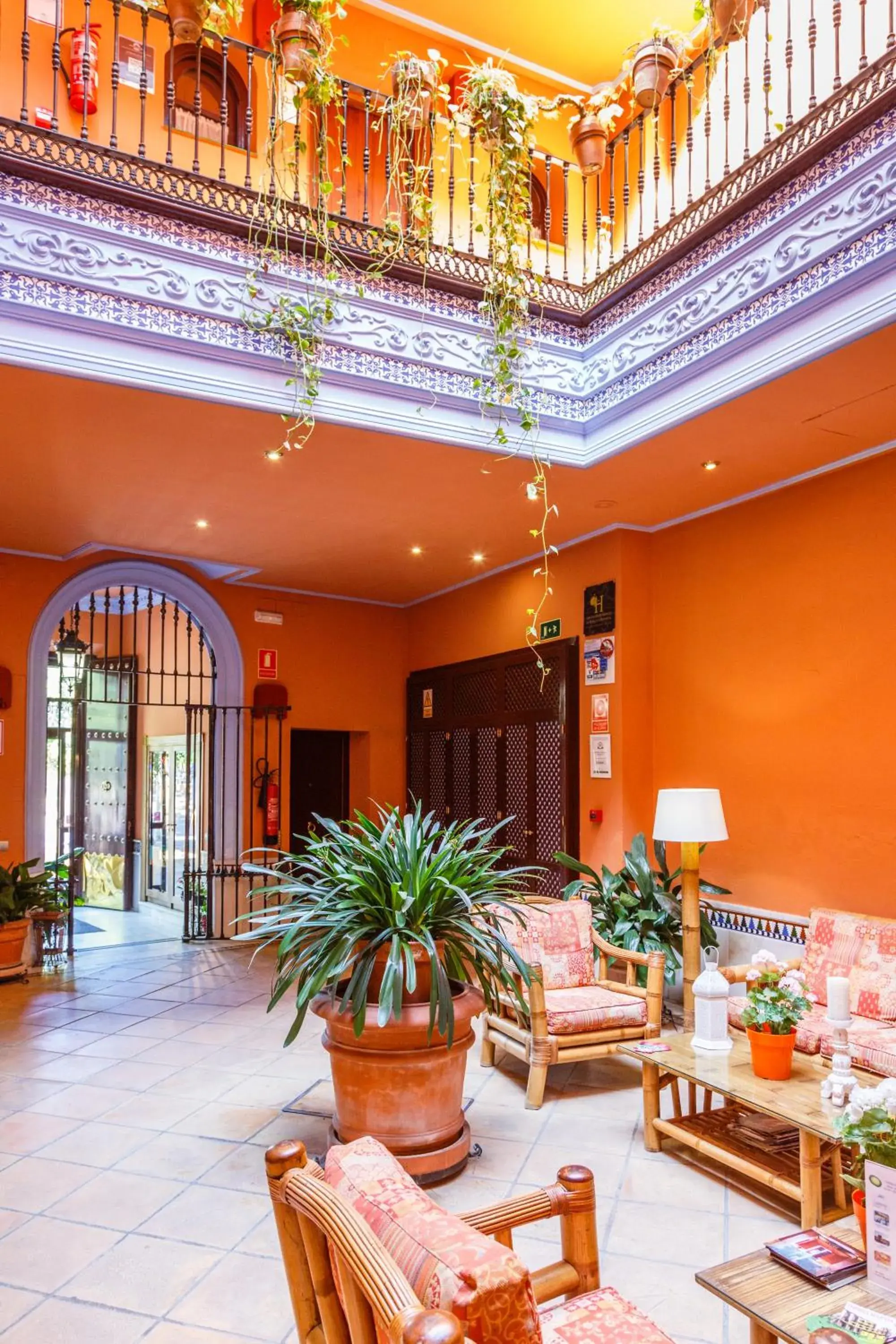 Lobby or reception in Patio de La Alameda