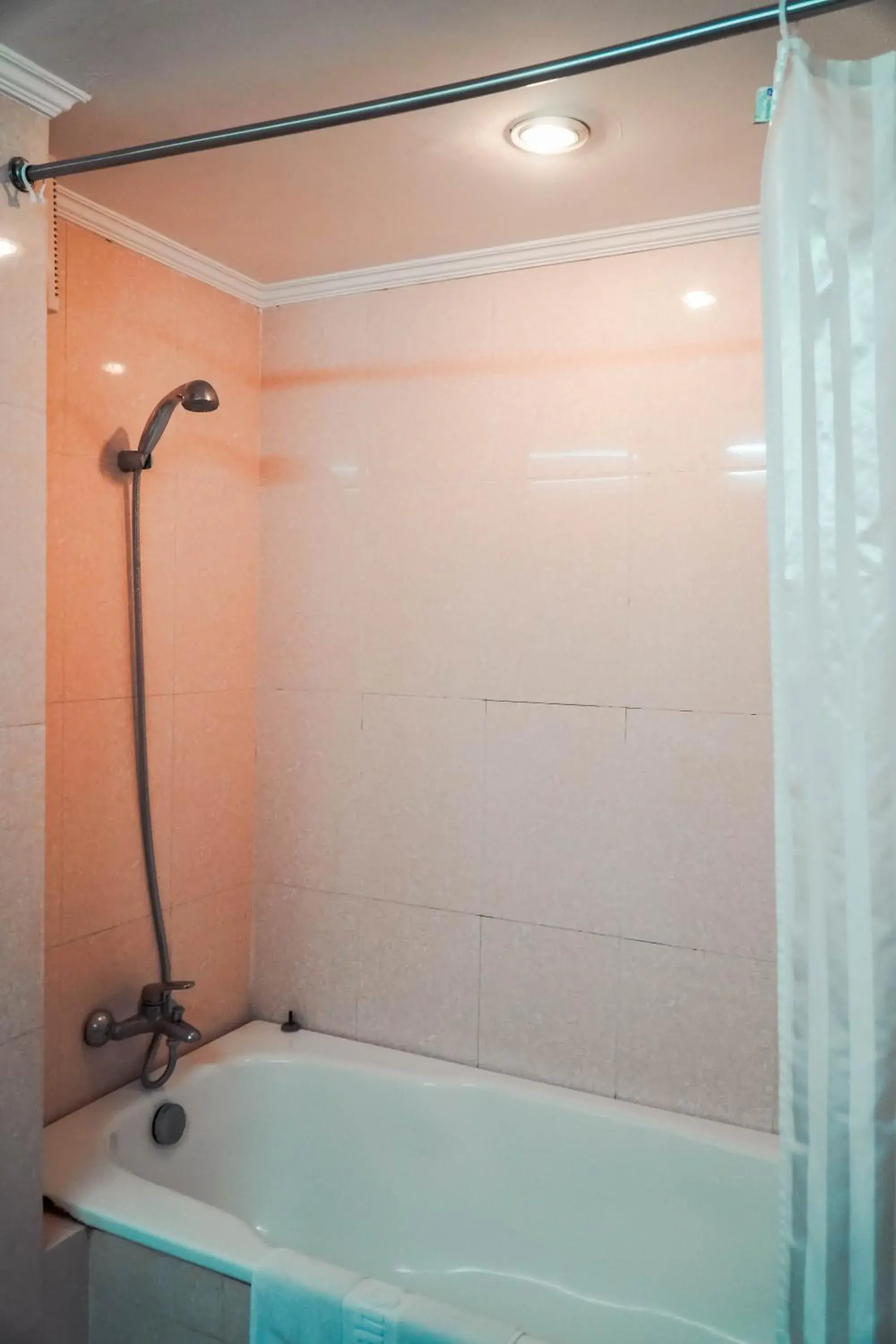 Bathroom in Thang Loi Hotel