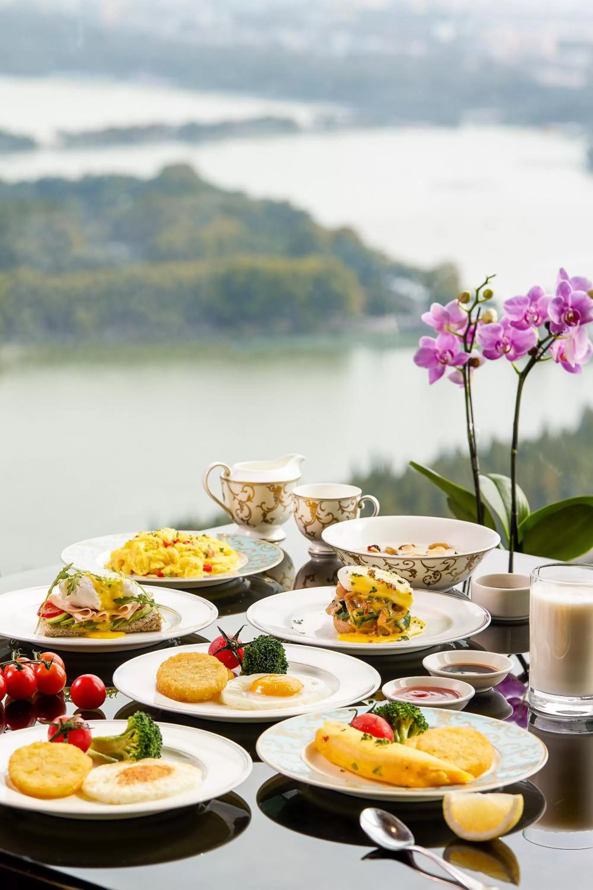 Restaurant/places to eat in Shangri-La Nanjing