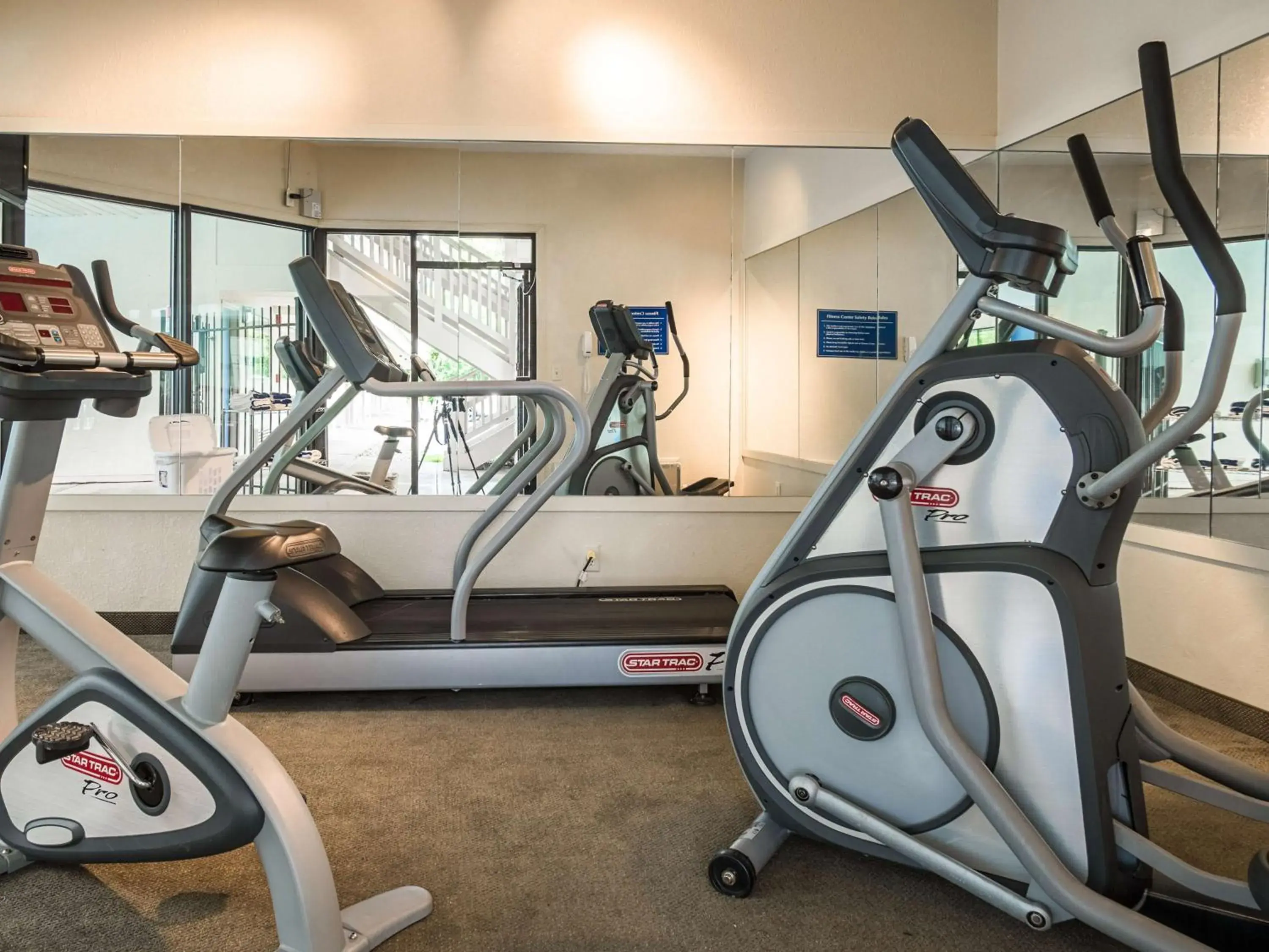Fitness centre/facilities, Fitness Center/Facilities in Motel 6-Columbus, OH - OSU