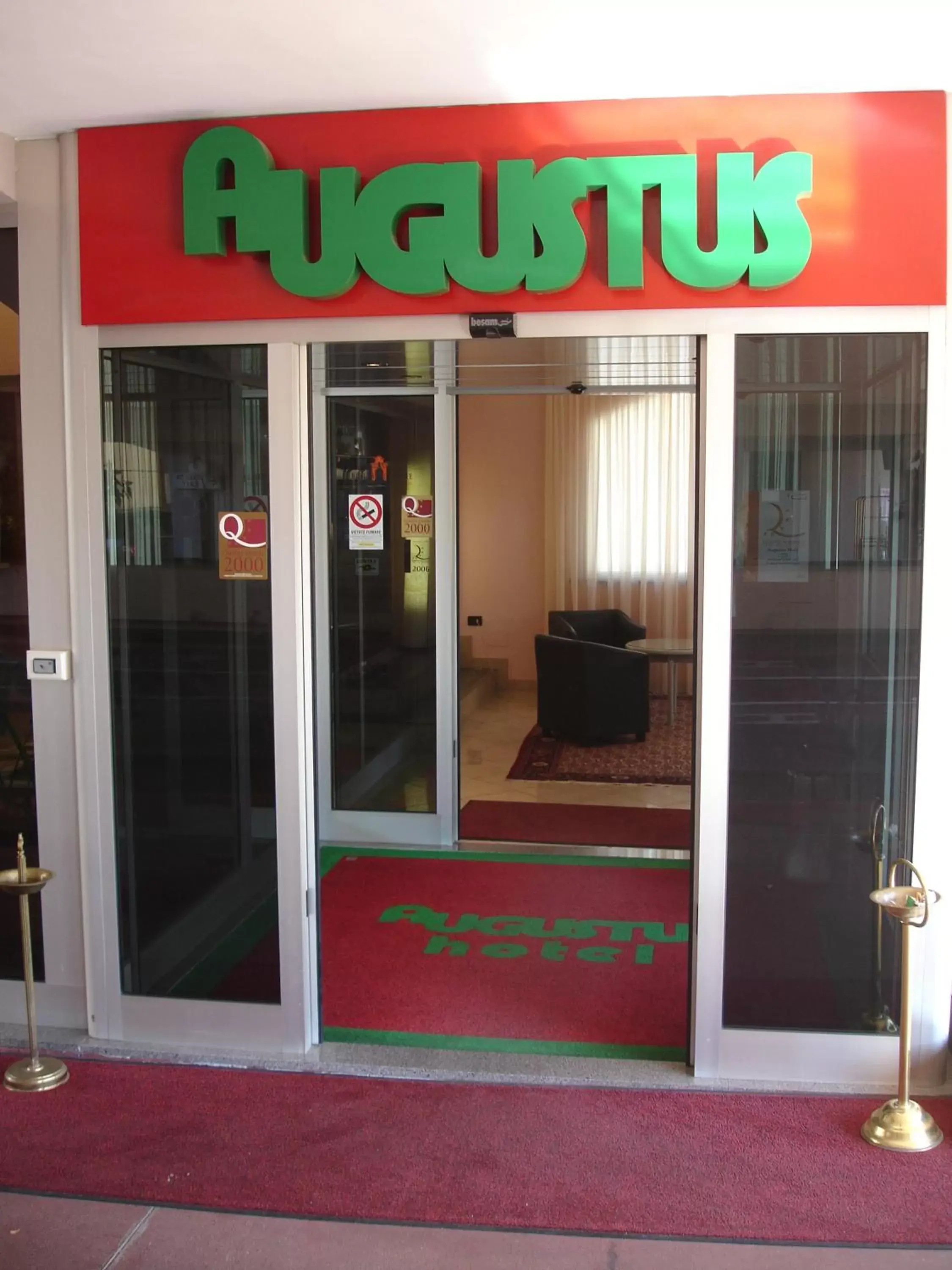 Facade/entrance in Augustus Hotel