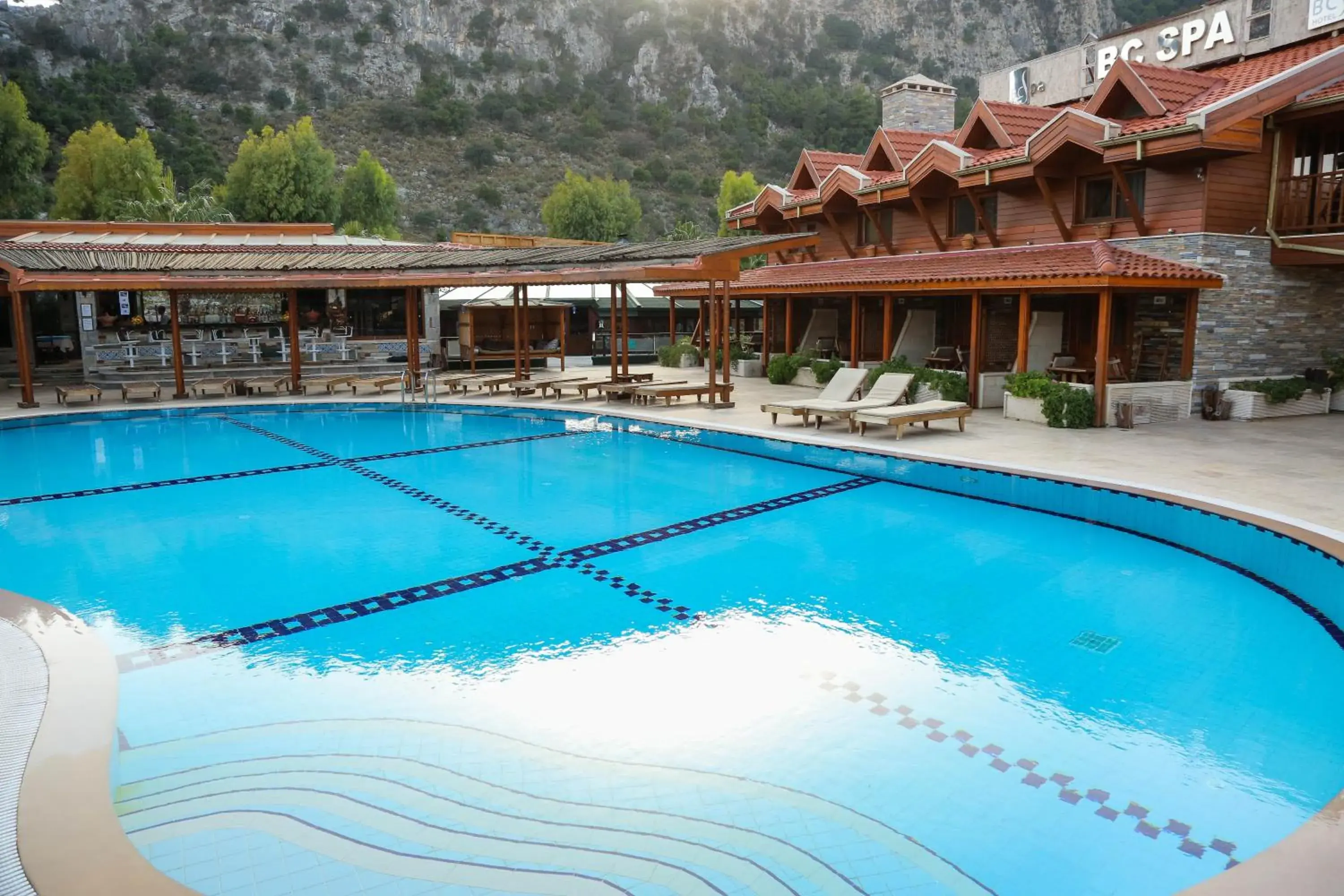 Mountain view, Swimming Pool in Bc Spa Hotel