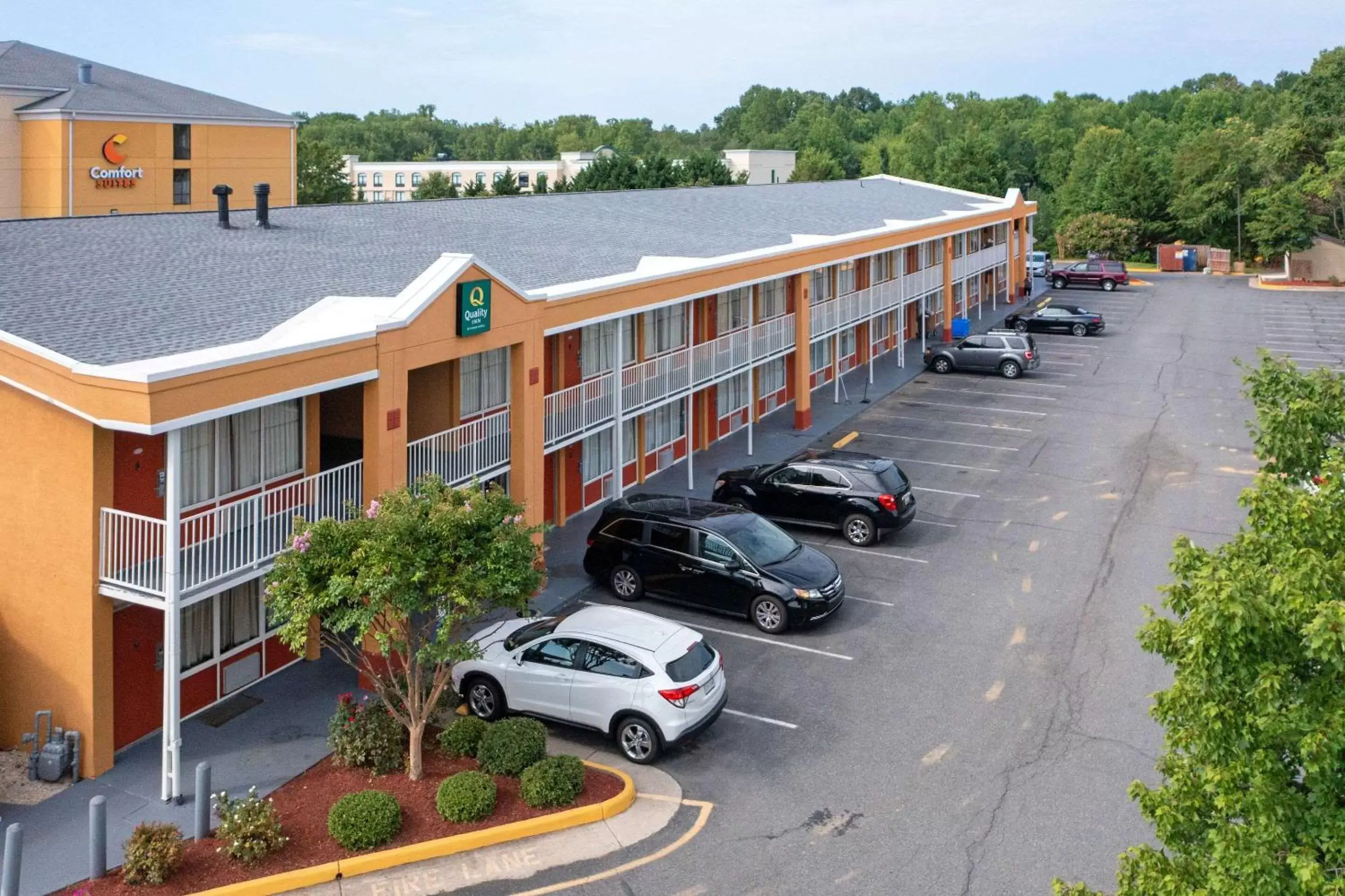 Property building in Quality Inn Fredericksburg near Historic Downtown