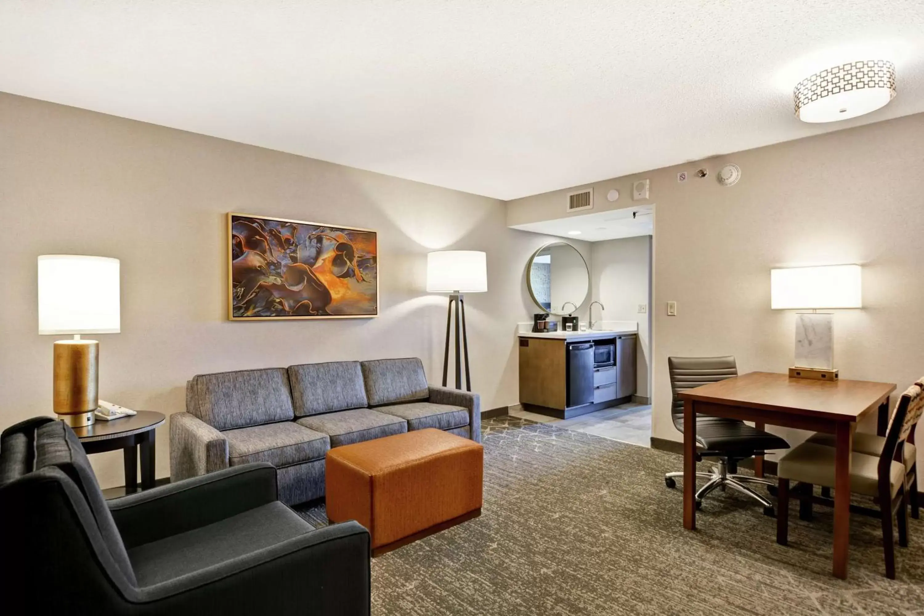 Bedroom, Seating Area in Embassy Suites by Hilton Minneapolis Airport