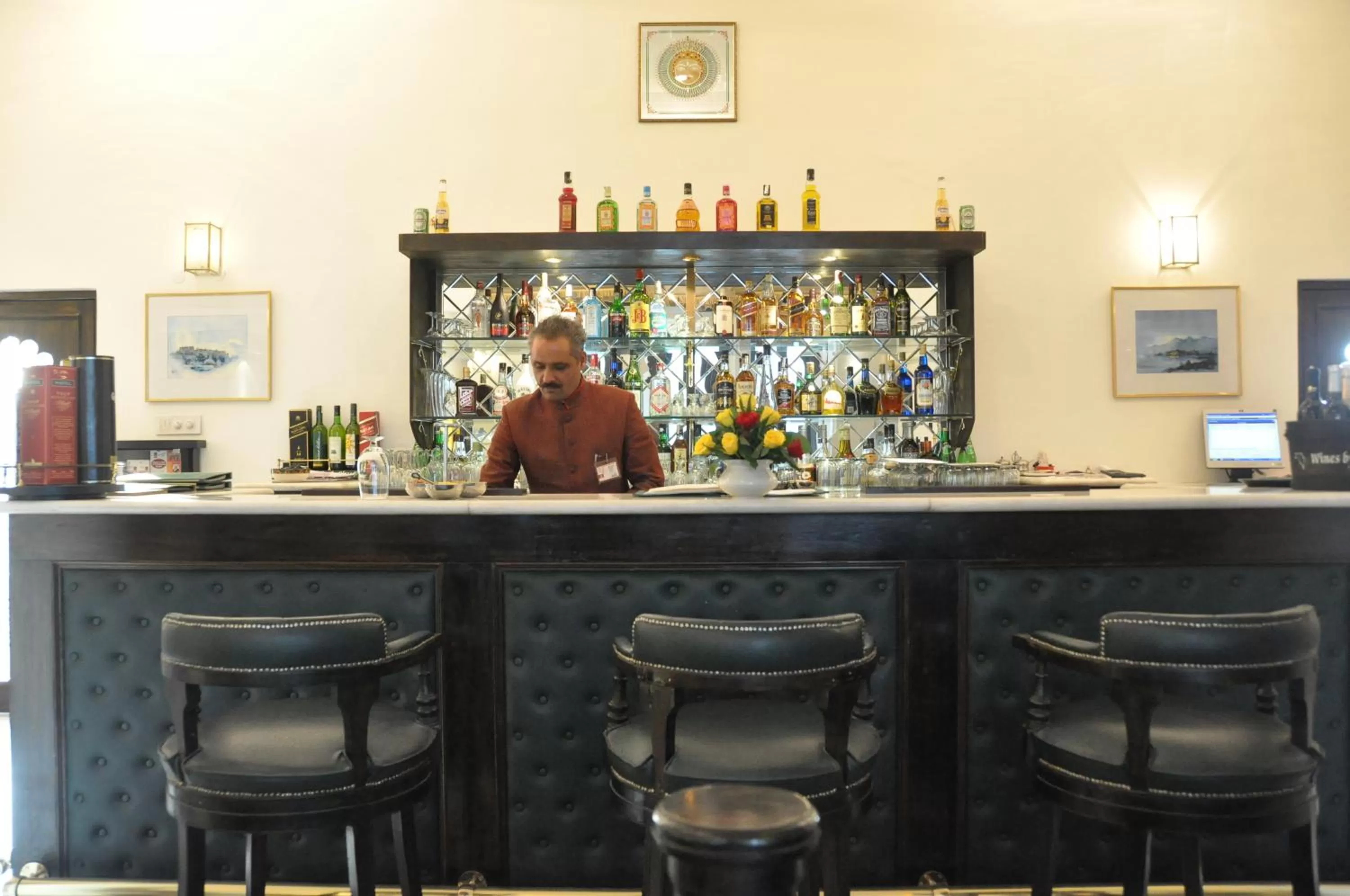 Lounge or bar in Garden Hotel - Heritage by HRH Group of Hotels