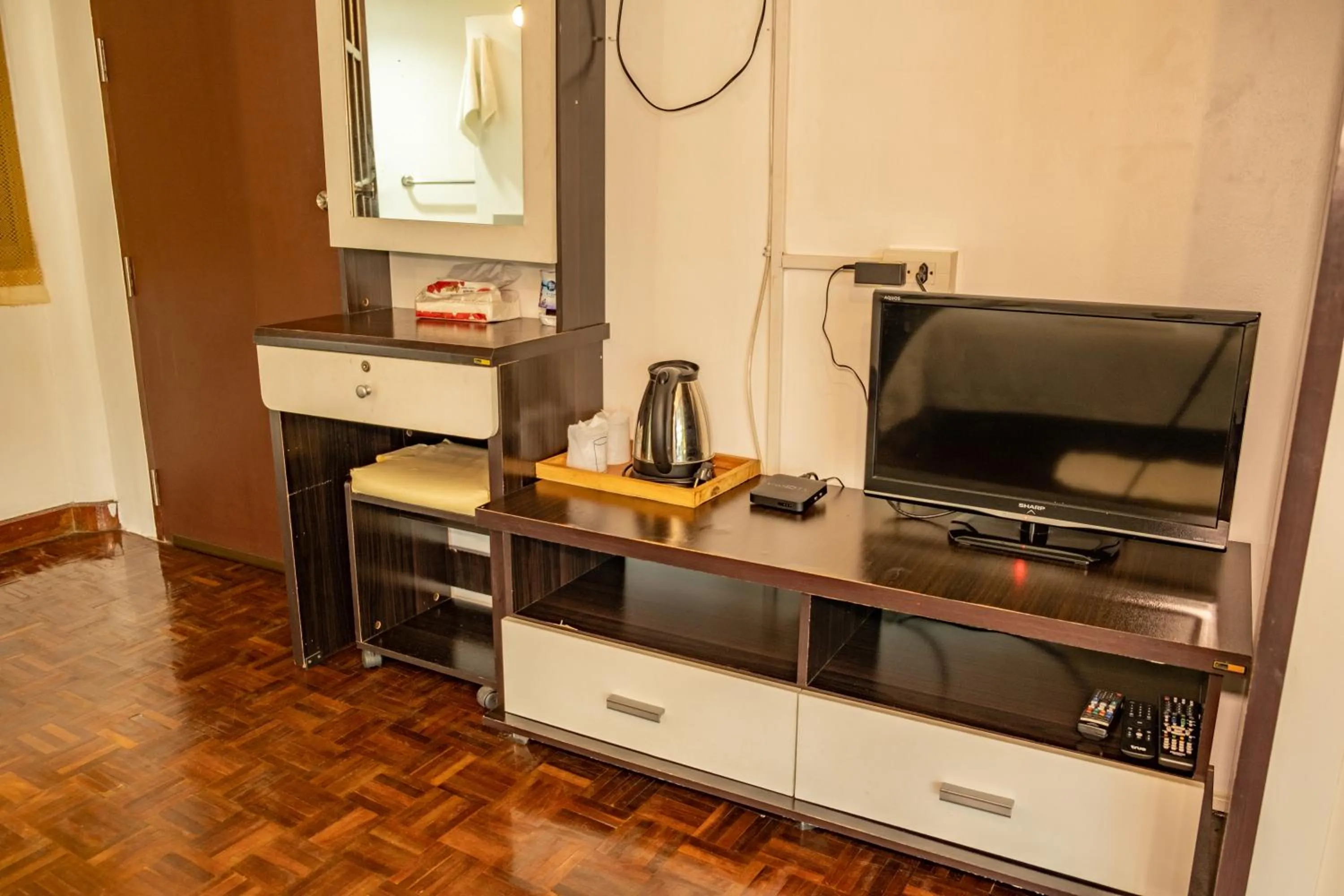 TV/Entertainment Center in Home 16  (Hostel 16)