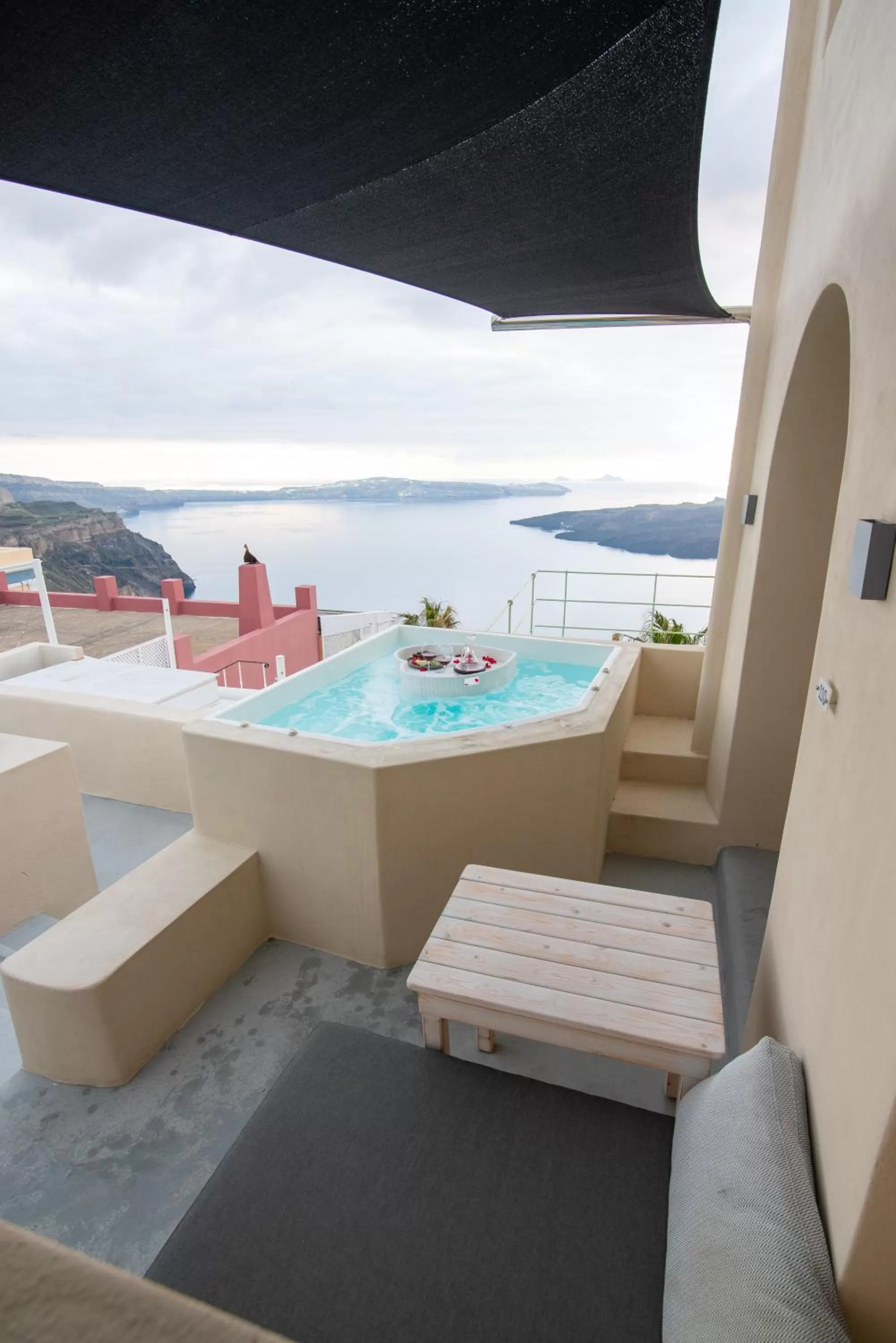 Caldera Cliff Illusion