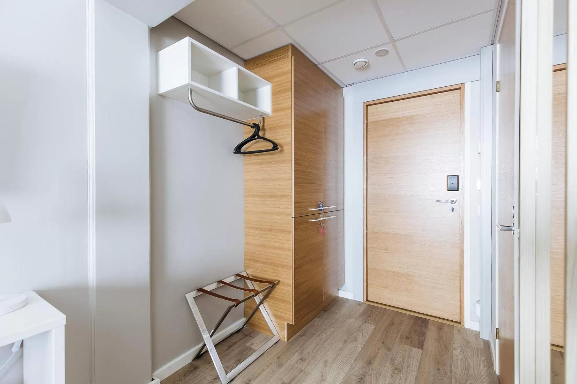 wardrobe in Spa Hotel Härmä - Härmän Kylpylä