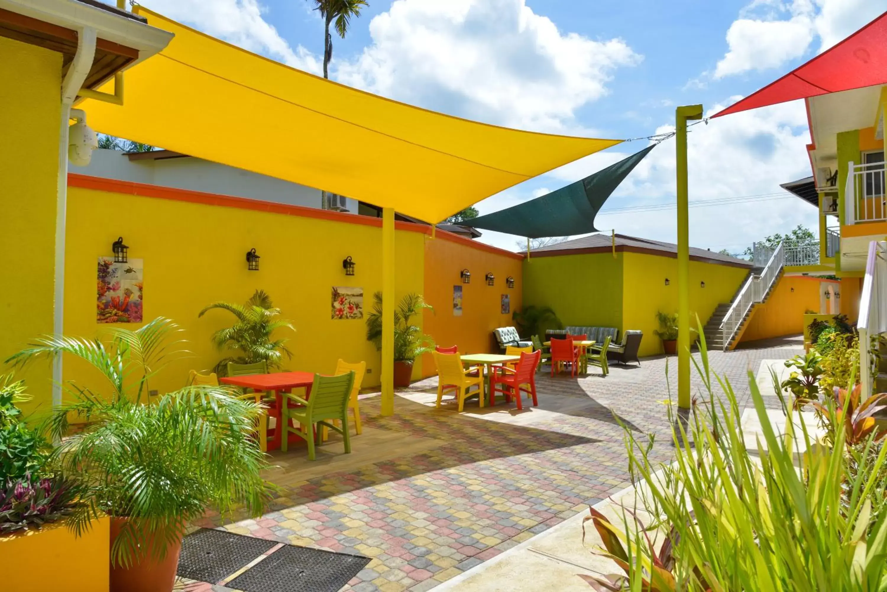 Property building, Restaurant/Places to Eat in Coco La Palm