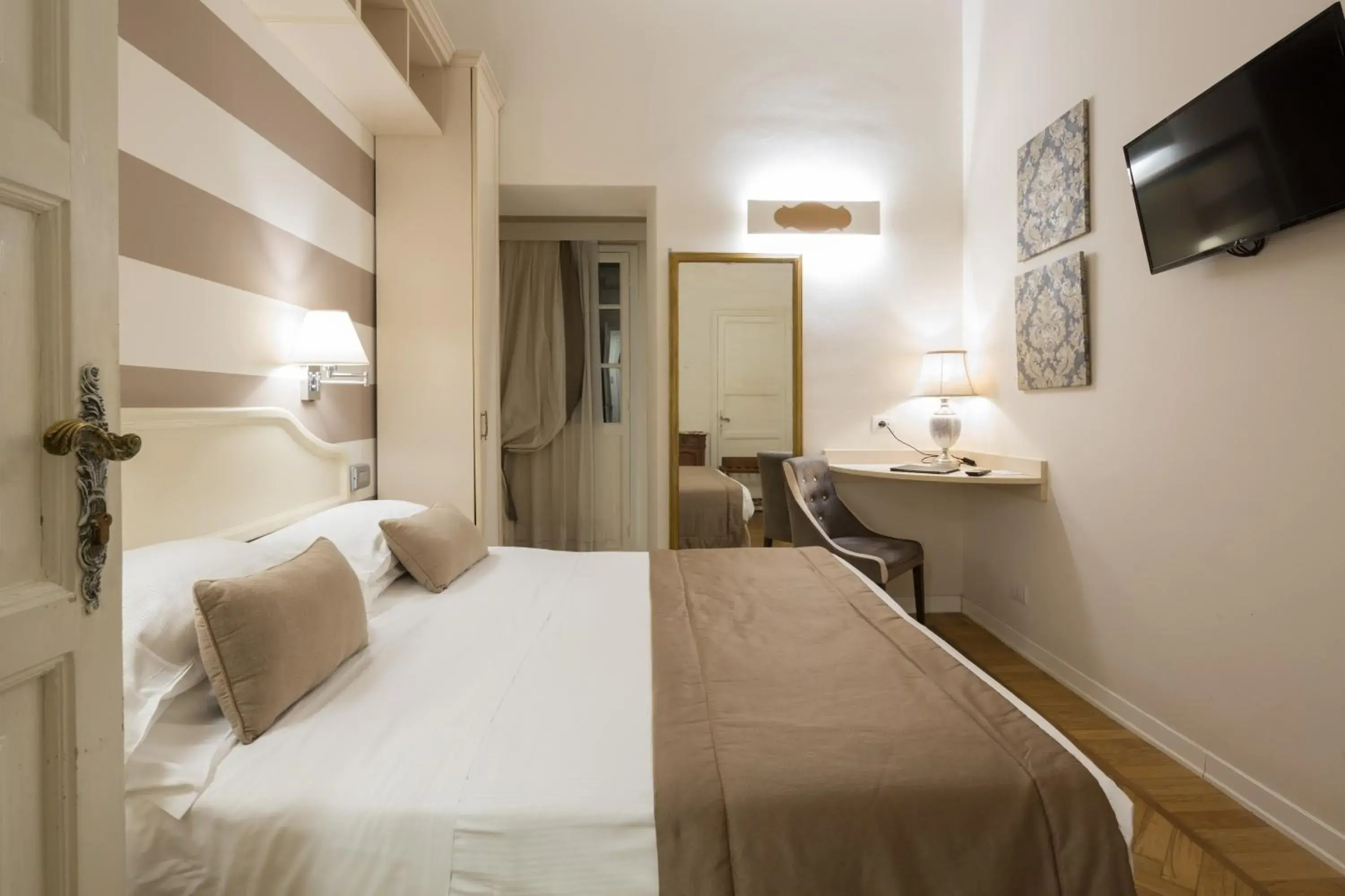 Bed in Mediterraneo Emotional Hotel & Spa