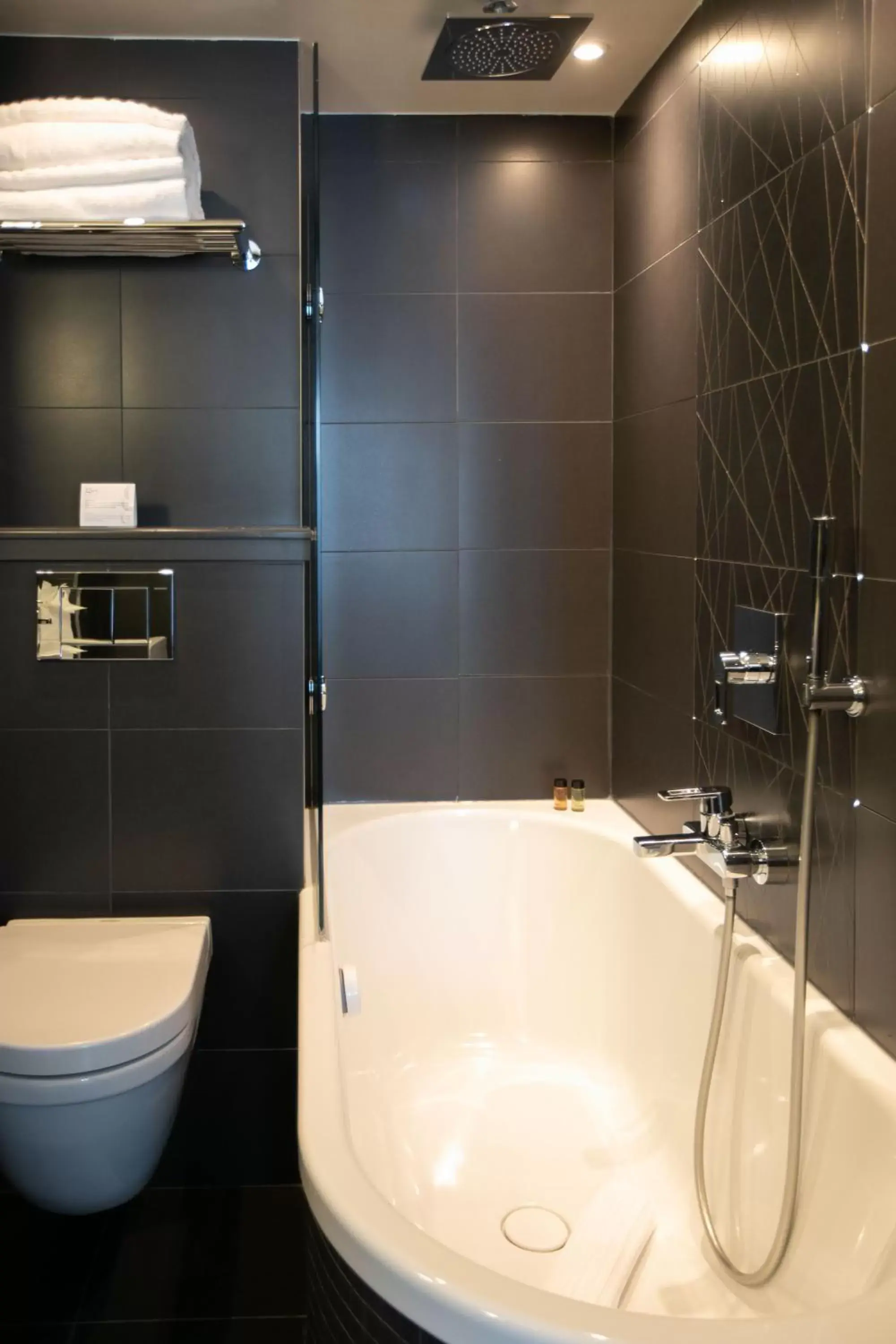 Bathroom in Le Grey Hotel