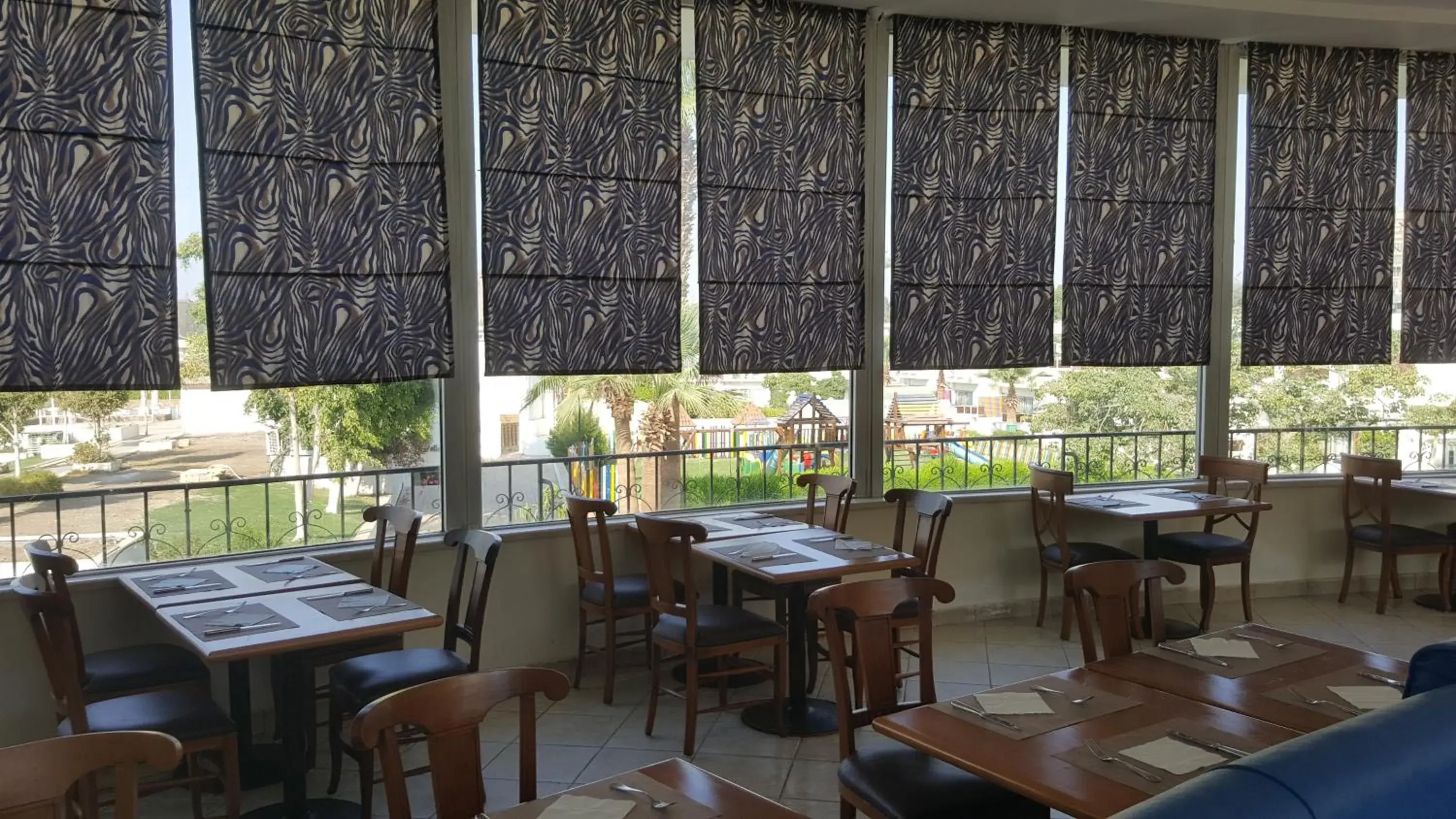 American breakfast, Restaurant/Places to Eat in Pyramids Park Resort Cairo