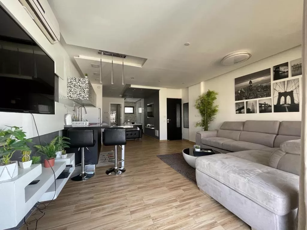 Seating Area in Lev Eilat Suites