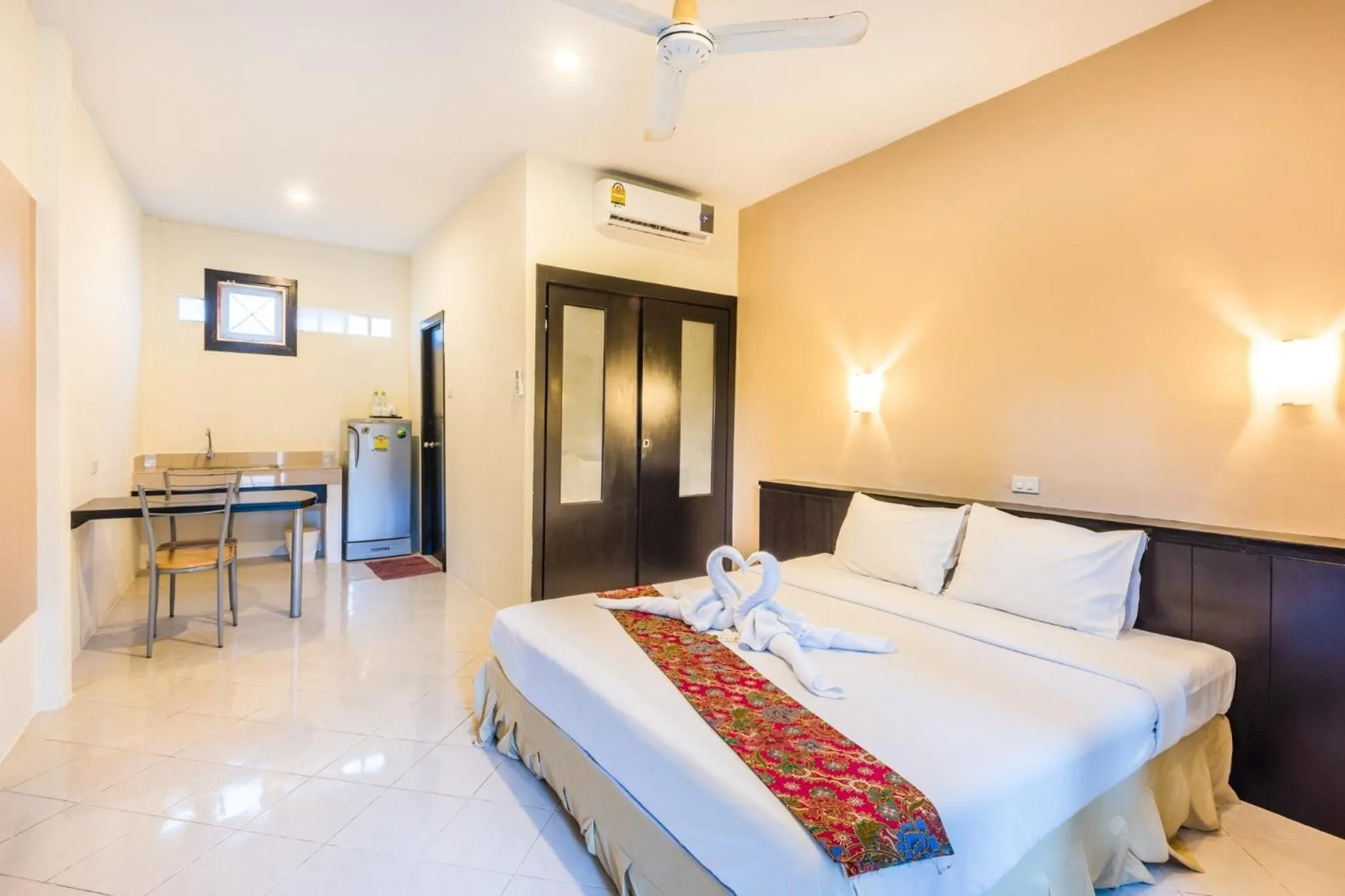 Bed in Tuana Hotels The Natural Resort