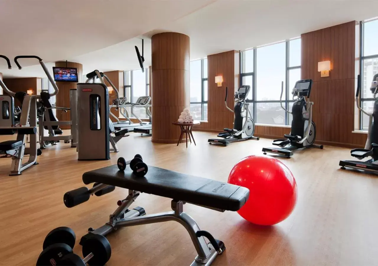 Fitness centre/facilities, Fitness Center/Facilities in Courtyard by Marriott Hangzhou Wulin