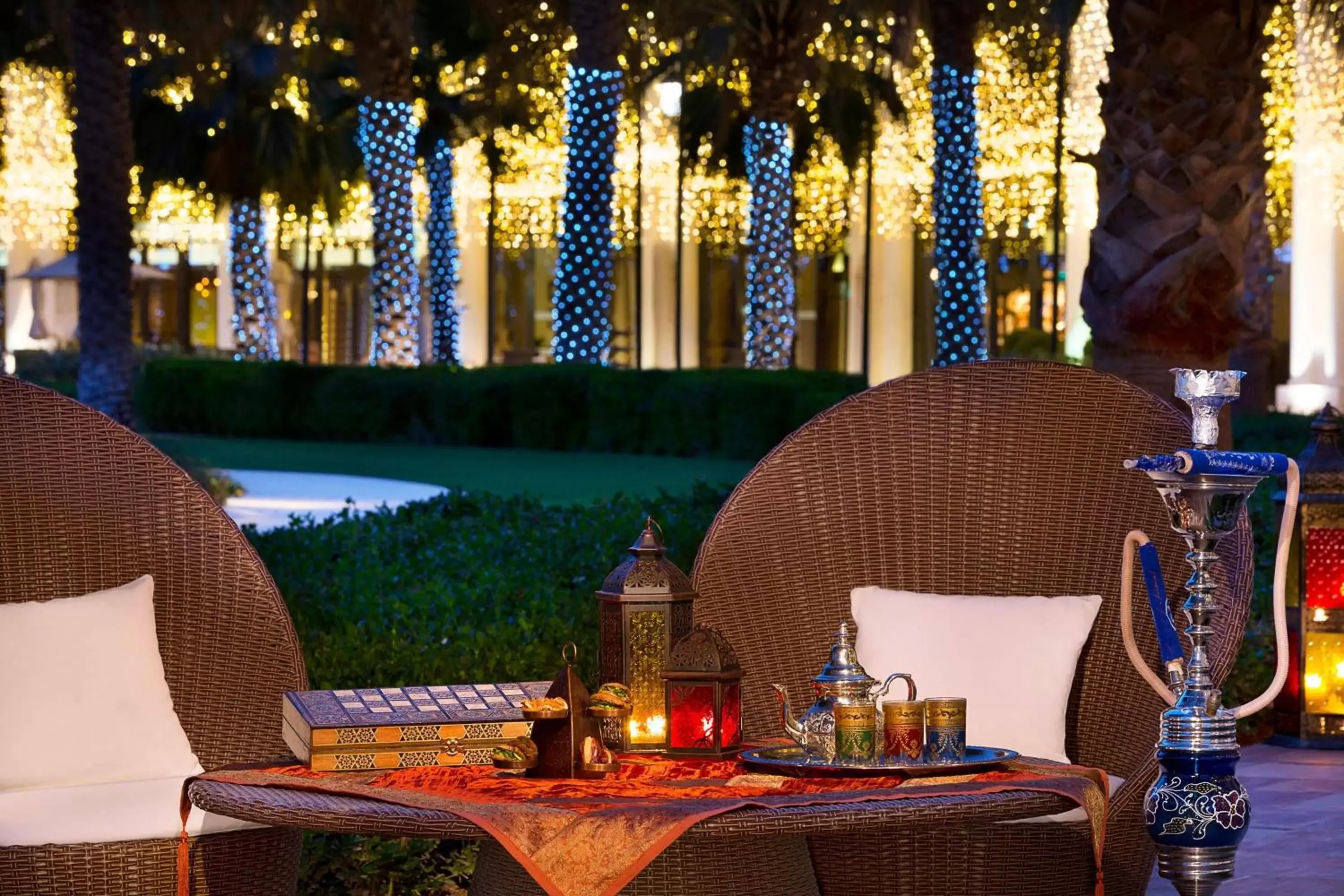 Restaurant/places to eat in The Ritz-Carlton Abu Dhabi, Grand Canal