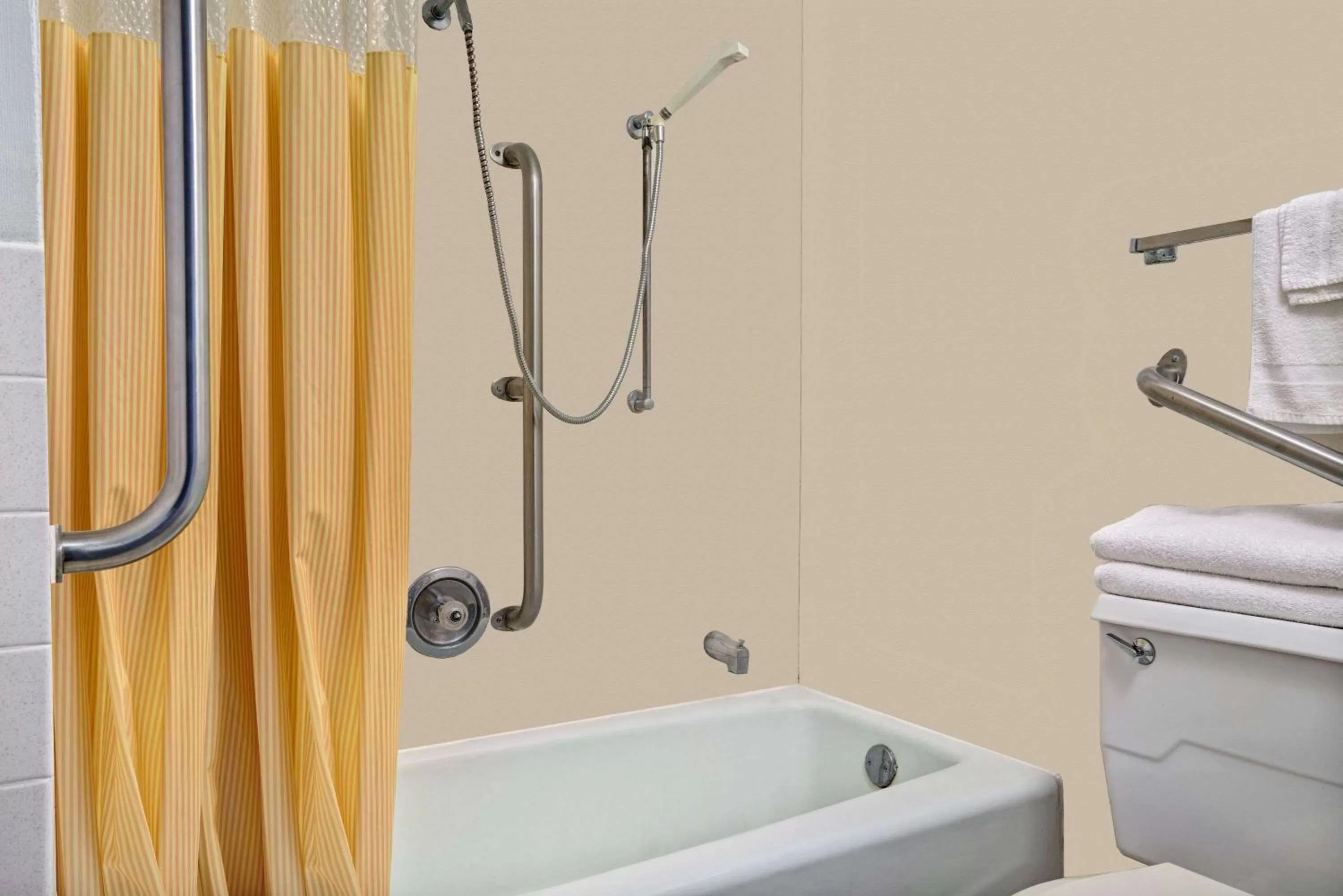 Bathroom in Travelodge by Wyndham Red Wing